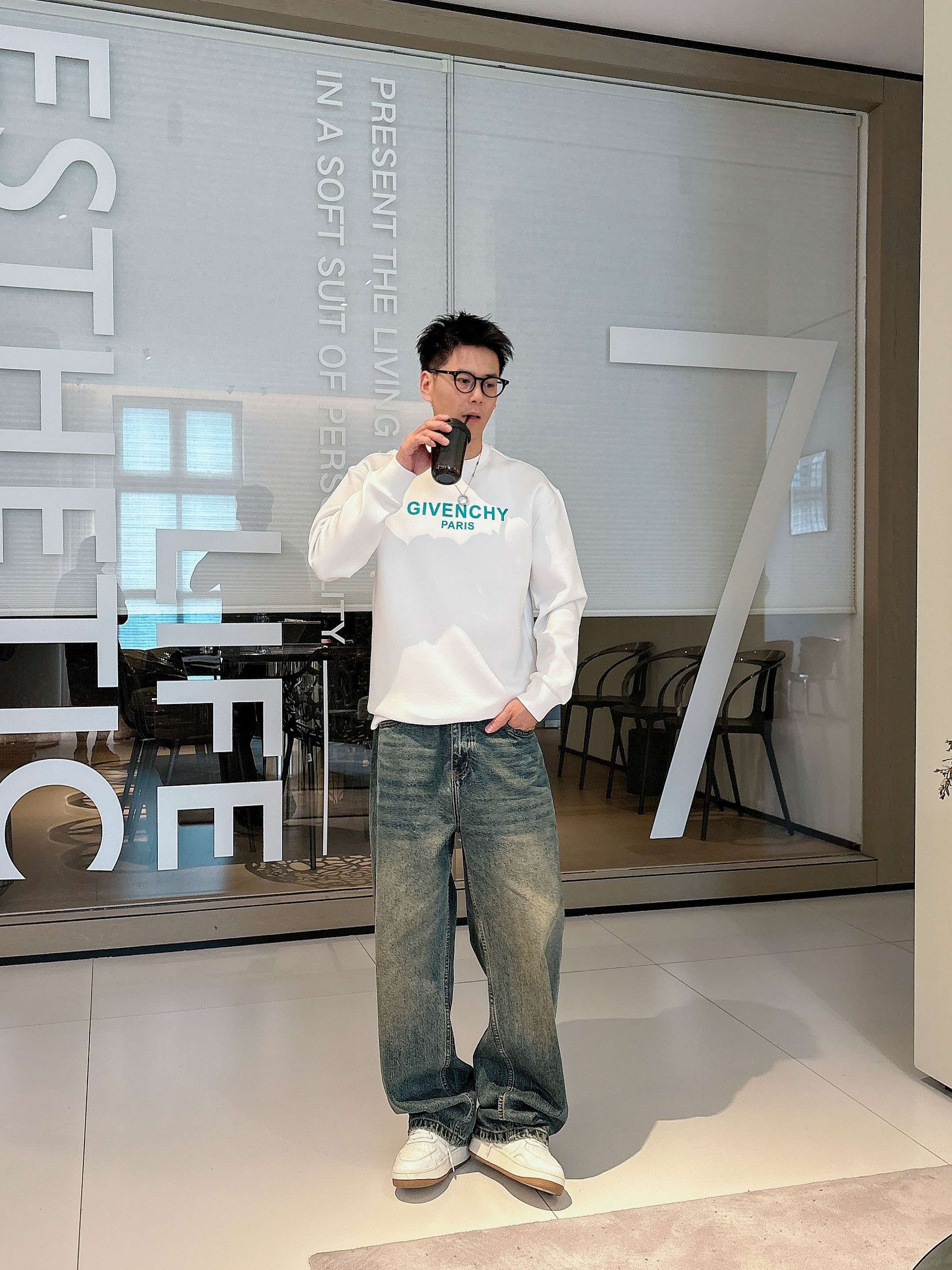 2026ss早秋最新款休闲打底 高端品质 版型面料五金都是专柜1:1定制 面料是用的100%液氨空气层棉面料 身上帅气有 2026ss早秋最新款休闲打底 高端品质 版型面料五金都是专柜1:1定制 面料是用的100%液氨空气层棉面料 身上帅气有