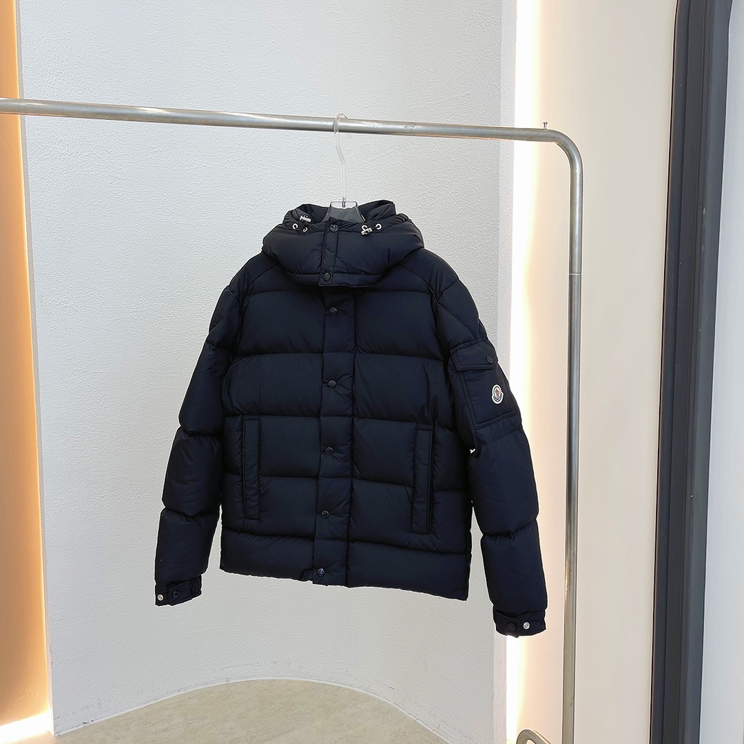 Guangzhou high-end Maya matte Moncler jackets.Durable, lightweight, warm, detachable hood. Matte black, versatile.-Big cat
