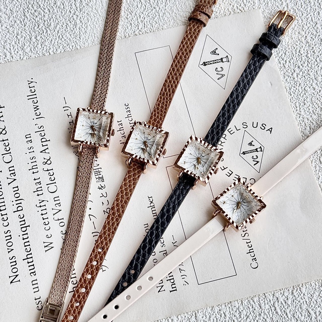 Designed for versatile personalization, this timepiece features intercha - Comprehensive 7