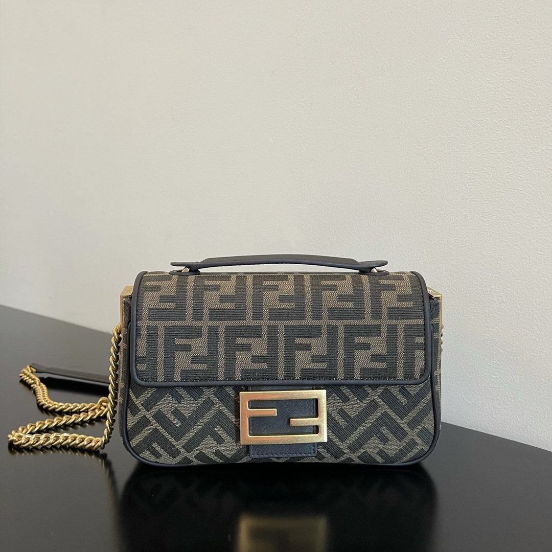 Fendi Iconic Baguette 1: 1
 Borse Borsette Marrone Oro vintage Vintage