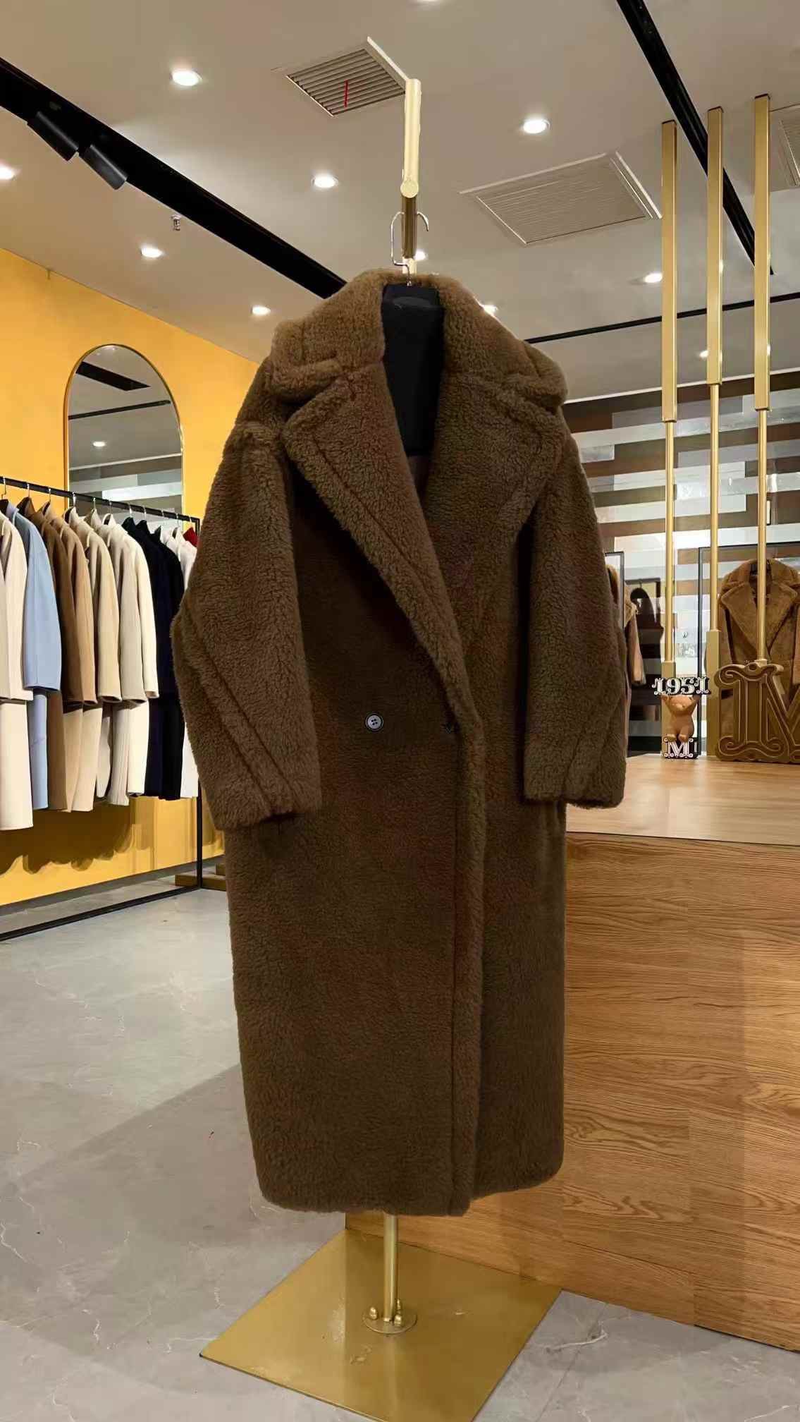 NO:637351,Teddy coat (turtle dove gray) Ins fashion blogger owns one, Fan Bingbing, Liu Yifei, Dilmurat Dilmurat, Song Qian, Kunling, baby, Ni Ni, Liu Tao, and other international stars must go out on the street, the teddy bear is a street photography tool, extremely cute, and an age-reducing artifact is officially launched, Maxmara-clothing, alexander wang19860909泰迪大衣（斑鸠灰） ins时尚博主人手一件,范冰冰、刘亦菲、迪丽热巴、宋茜、昆凌、baby、倪妮,刘涛,等国际明星出街必备,集街拍利器,可爱至极,减龄神器于一身的泰迪熊正式上线,麦丝玛拉-服装,alexander wang,Women's clothing