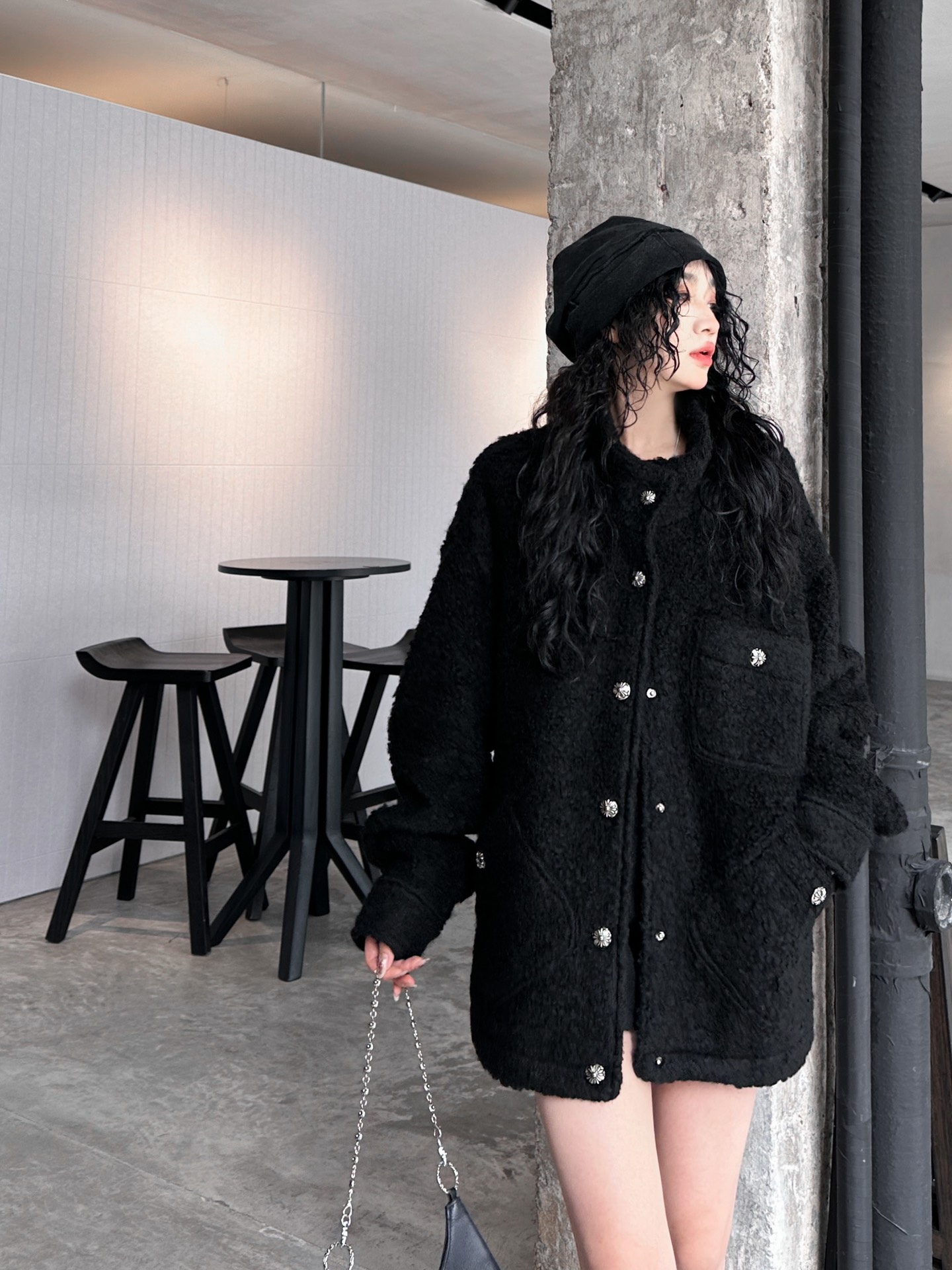 NO:547976,Croxin｜New coarse jacket, 60 wool fabric, soft, smooth and delicate feel, the inner liner is made of custom jacquard fabric, full texture, paired with open mold custom hardware buttons, old retro, loose style for men and women, size sml, chrome hearts, jackets & coats, alexander wang19860909克罗心｜新款粗纺外套,60羊毛面料,柔软顺滑手感细腻,内胆采用定制提花面料,质感拉满,搭配开模定制五金钮扣,做旧复古,宽松版型男女同款,尺码sml,,chrome hearts,jackets & coats,alexander wang,Women's clothing