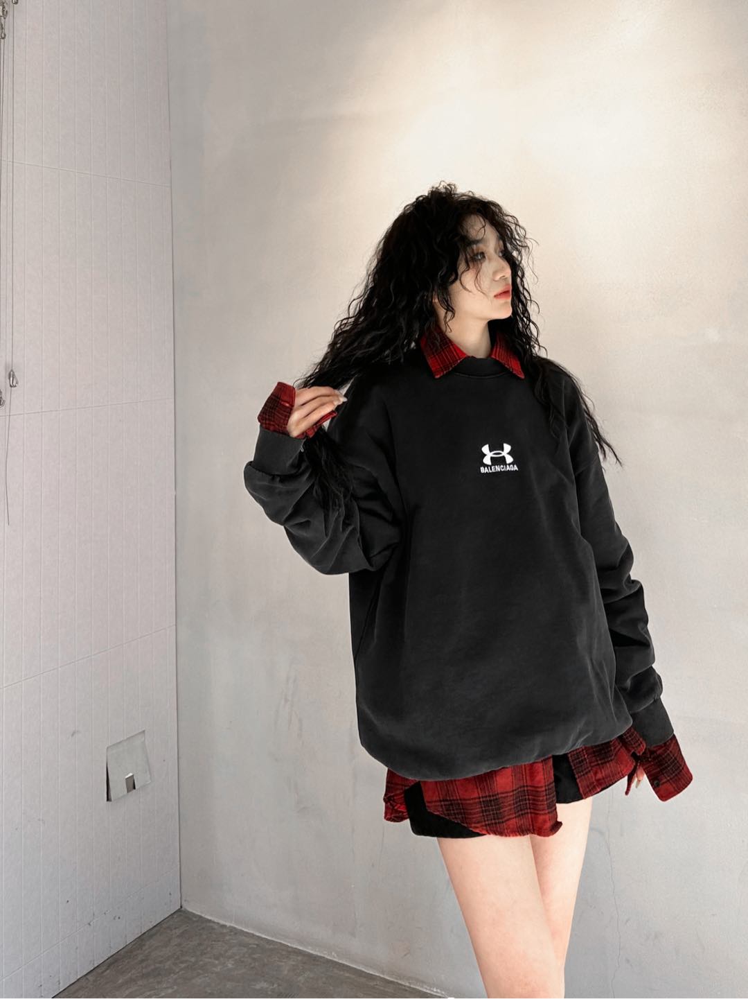 NO:295130,NEW｜New sweatshirt, pure cotton terry fabric, high gram weight, thick and warm, imported super dense three-dimensional plain dart machine embroidered logo on the front and back of the chest, loose style, same style for men and women, size Sml, hoodie, sweatshirts, alexander wang19860909NEW｜新款卫衣,纯棉毛圈面料,高克重手感厚实保暖,胸前后背进口超密立体平纹机绣logo,宽松版型男女同款,尺码Sml,,hoodie,sweatshirts,alexander wang,Women's clothing