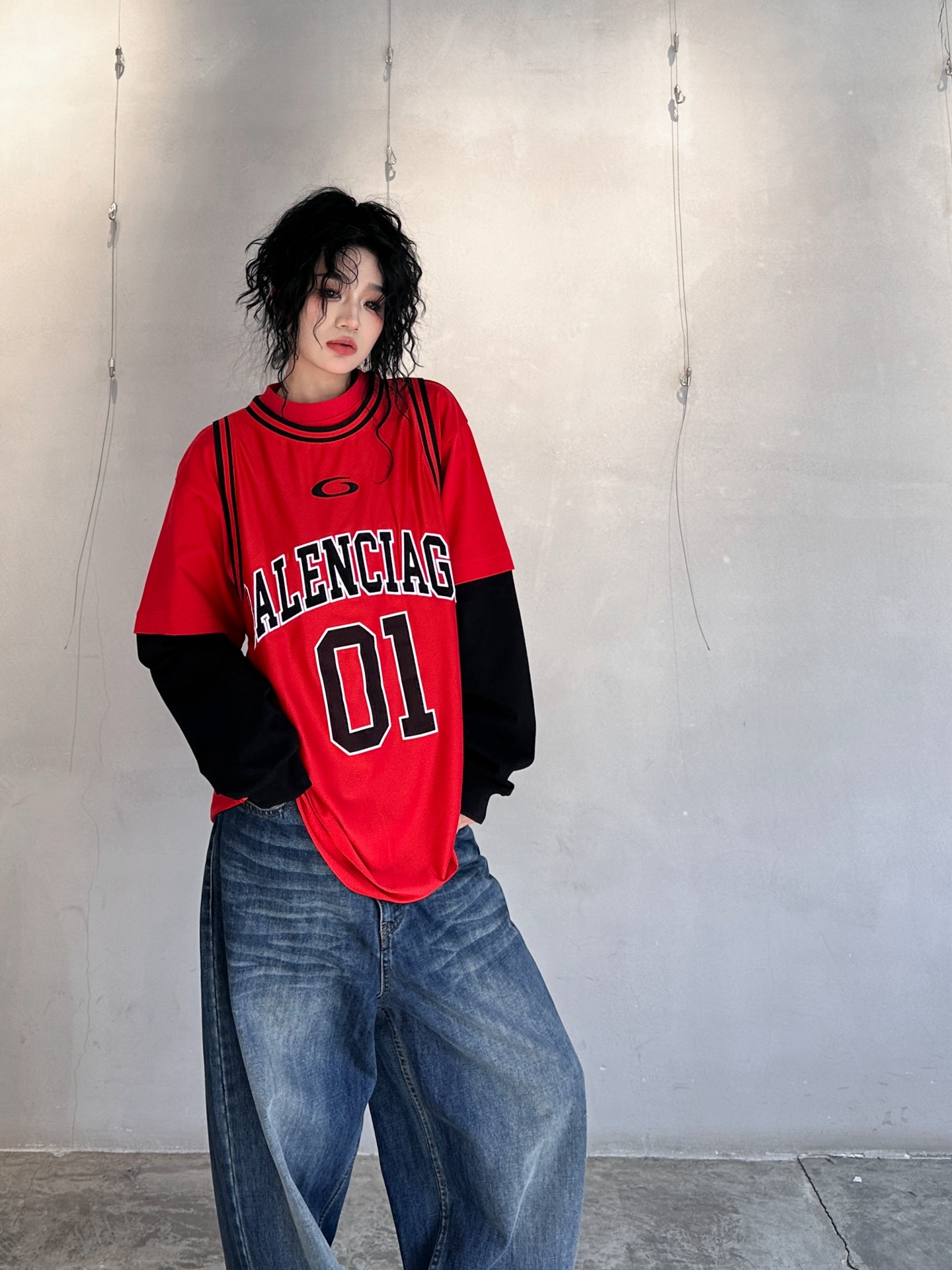 NO:297238,NEW｜New long-sleeved, pure cotton blended fabric, mesh fiber breathable quick-drying jersey design cool and fashionable, bright line edged sports and leisure, contrasting color design sports and leisure, loose style for men and women, size Sml, alexander wang19860909NEW｜新款长袖,纯棉混纺面料,网状纤维透气速干球衣设计酷帅时尚,明线包边运动休闲,撞色设计运动休闲,宽松版型男女同款,尺码Sml,,alexander wang,Women's clothing