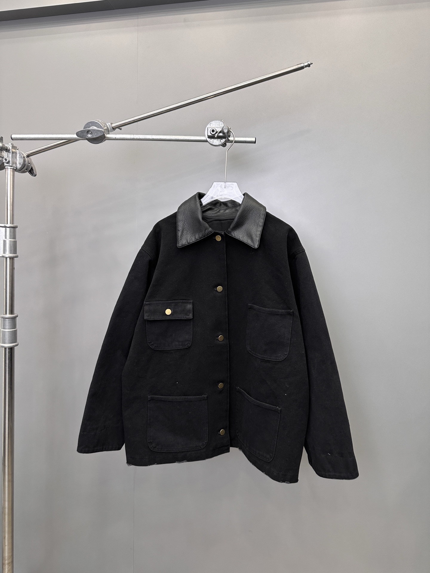 NO:315789,P home | New denim jacket, pure cotton denim fabric, imitation leather neckline design, retro colored monkey faded treatment, Bane style grasp, old-fashioned color brushed fashion score, original mold opening custom hardware accessories, loose style for men and women, size Sml, jackets & coats, alexander wang19860909P家｜新款牛仔外套,纯棉牛仔面料,仿真皮领口设计,复古彩色马骝褪色处理巴恩风拿捏,做旧刷色时尚满分,原版开模定制五金配件,宽松版型男女同款,尺码Sml,,jackets & coats,alexander wang,Women's clothing