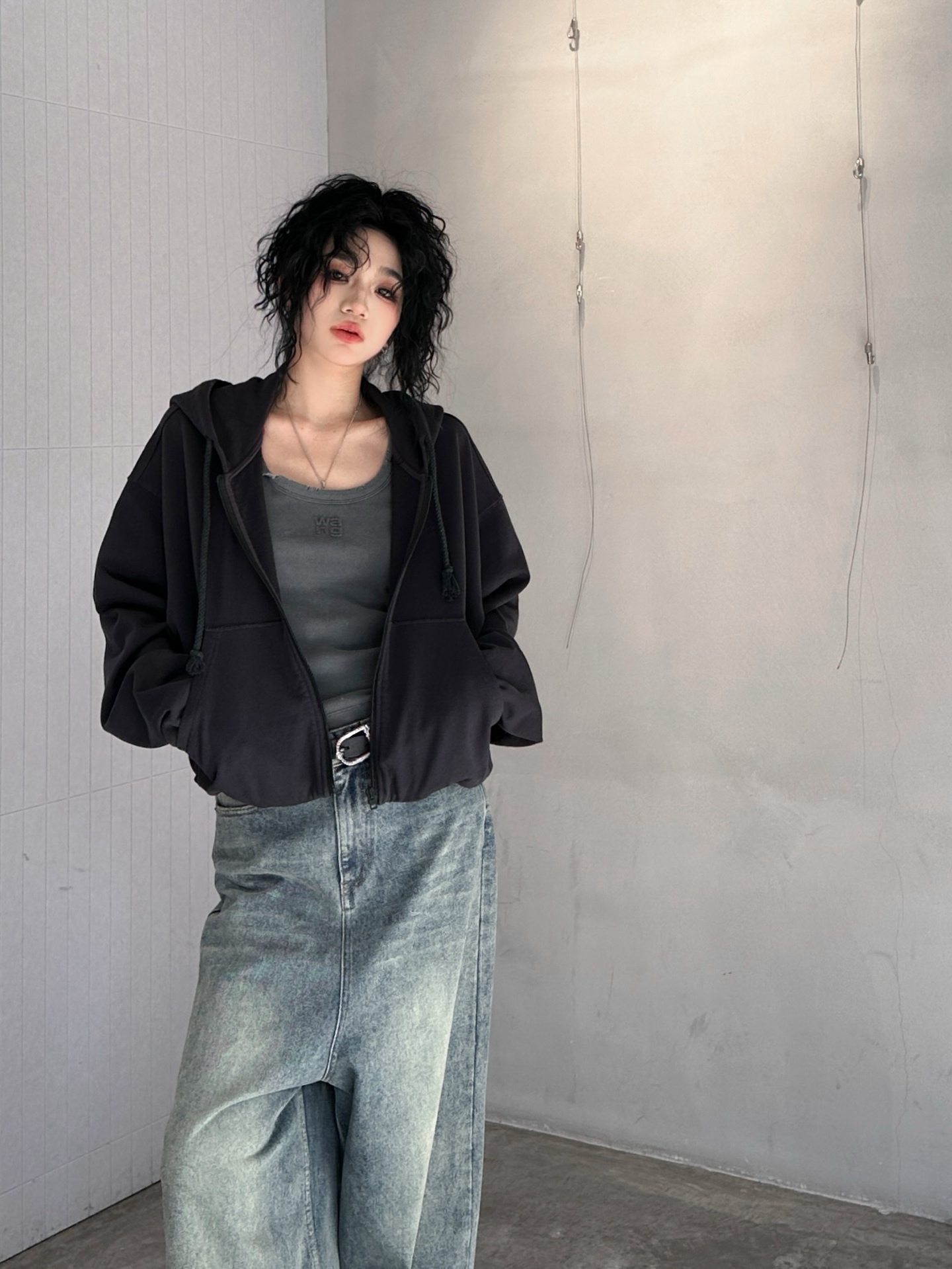 NO:315790,ACNE｜New sweatshirt cardigan, pure cotton wool fabric, high gram weight, thick texture, fixed dye fabric looks white, imported ultra-tight plain embroidery on the front and back of the chest, good helper for short style layering, size Sml, acne studios, hoodie, sweatshirts, alexander wang19860909ACNE｜新款卫衣开衫,纯棉毛圈面料,高克重手感厚实有质感,定染面料显白满分,胸前后背进口超密平纹刺绣,短款版型叠穿好帮手,尺码Sml,,acne studios,hoodie,sweatshirts,alexander wang,Women's clothing