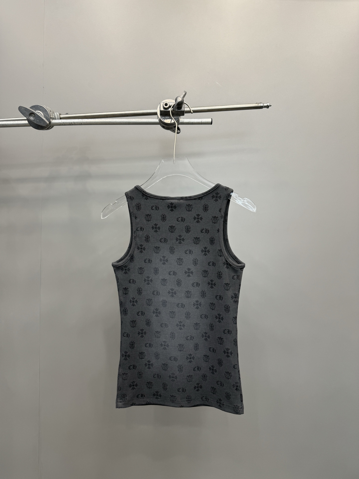 NO:309903,Croxin｜New grey cloth printed cotton vest, fabric close-fitting and comfortable, spray color washing and diamond craftsmanship, size SML, chrome hearts, alexander wang19860909克罗心｜新款坯布印花人棉背心,面料贴身舒适, 喷色洗水烫钻工艺,尺码SML,,chrome hearts,alexander wang,Women's clothing