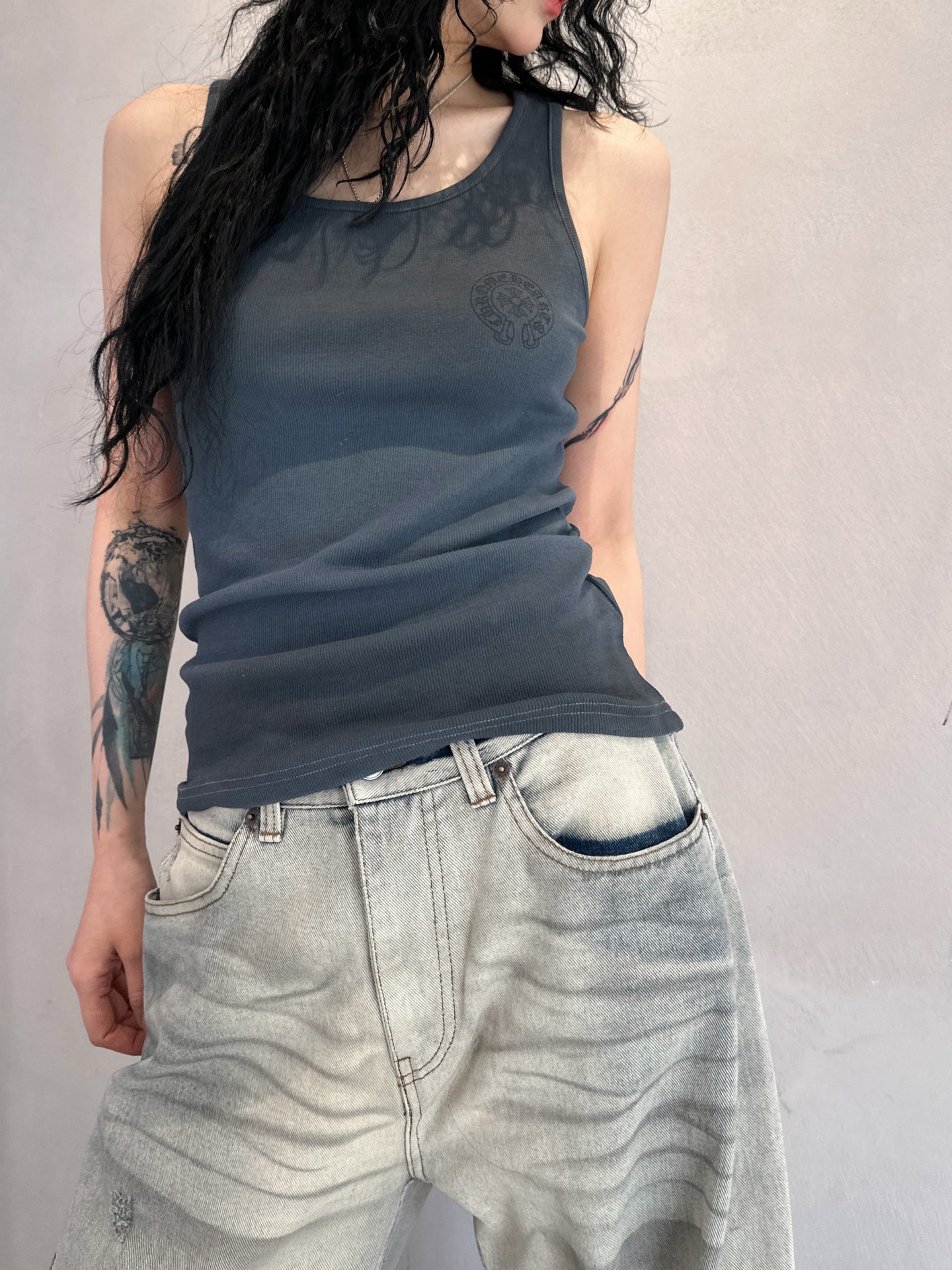 NO:310918,Croxin｜New wash water spray printed vest, elastic cotton fabric soft and comfortable, slim, high elastic and slim, not picky, size S ML, chrome hearts, alexander wang19860909克罗心｜新款洗水喷色印花背心,弹力棉面料柔软舒适修身显瘦高弹力显瘦不挑人,尺码S ML,,chrome hearts,alexander wang,Women's clothing