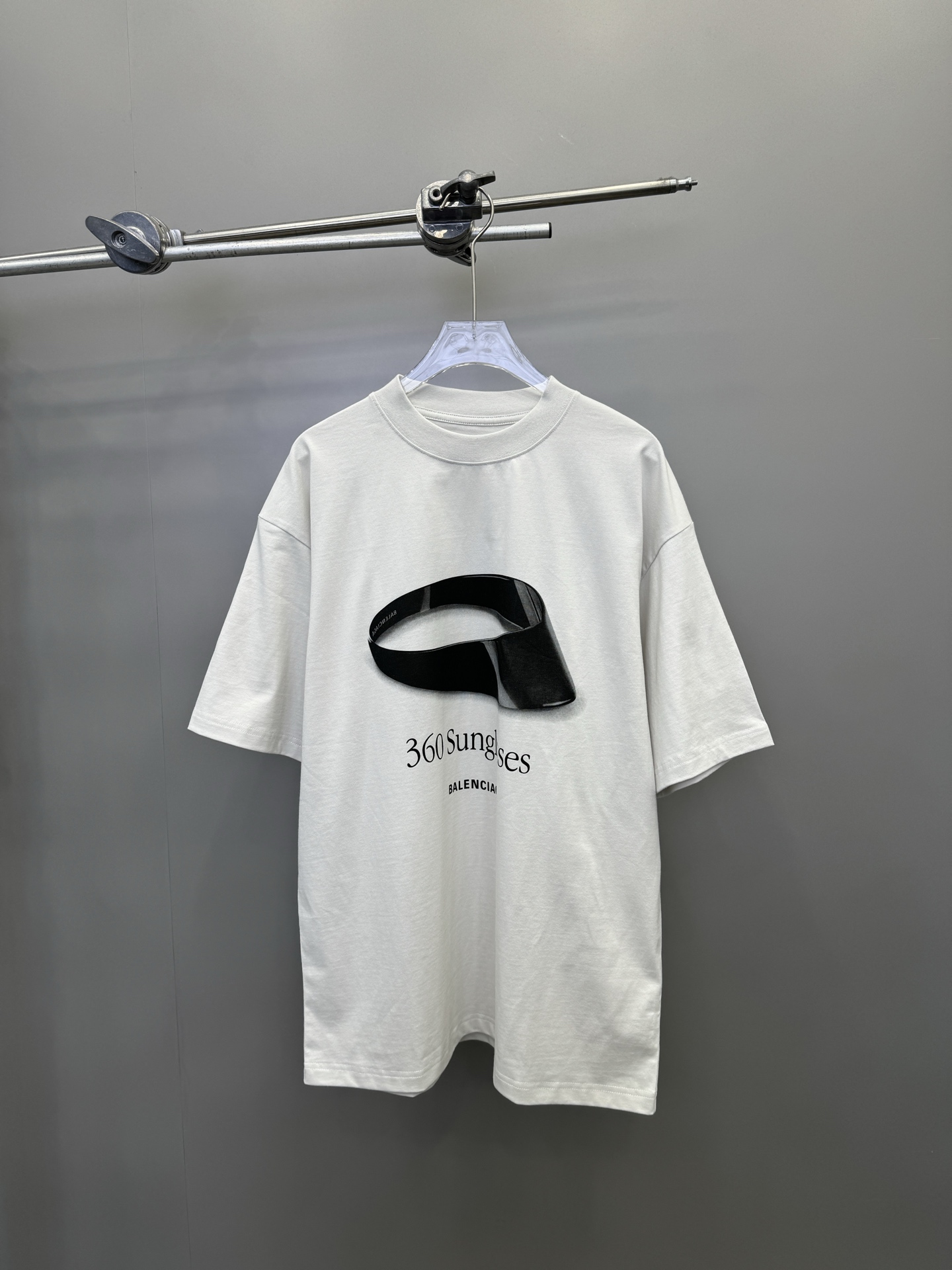 NO:310922,Paris｜New sunglasses printed loose T, 100% pure cotton, soft and skin-friendly, same size for men and women Size SML, alexander wang19860909巴黎｜新款墨镜印花宽松T,百分百纯棉,柔软亲肤,男女同款 尺码SML,,alexander wang,Women's clothing