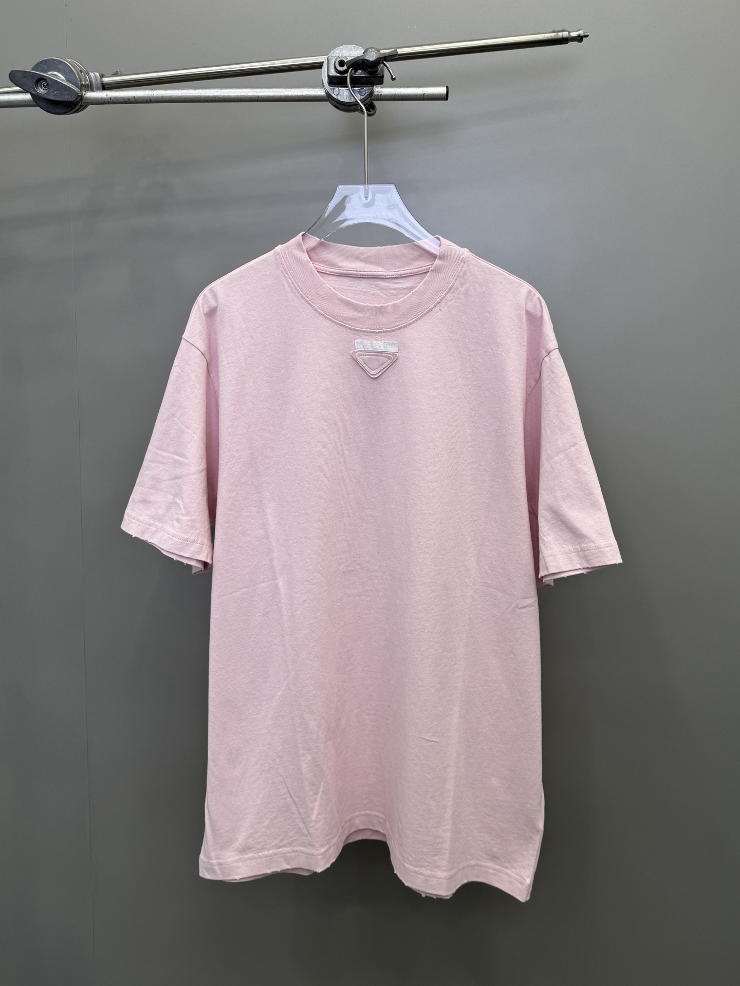 NO:311924,P Home | New Washing Short Sleeve, 100% Cotton is simple and fashionable, not picky, loose silhouette, can be used for commuting and casual inner wear, size SML, T-shirt, alexander wang19860909P家｜新款洗水短袖,百分百棉简单时尚不挑人,宽松廓形,通勤休闲内搭皆可,尺码SML,,T-shirt,alexander wang,Women's clothing