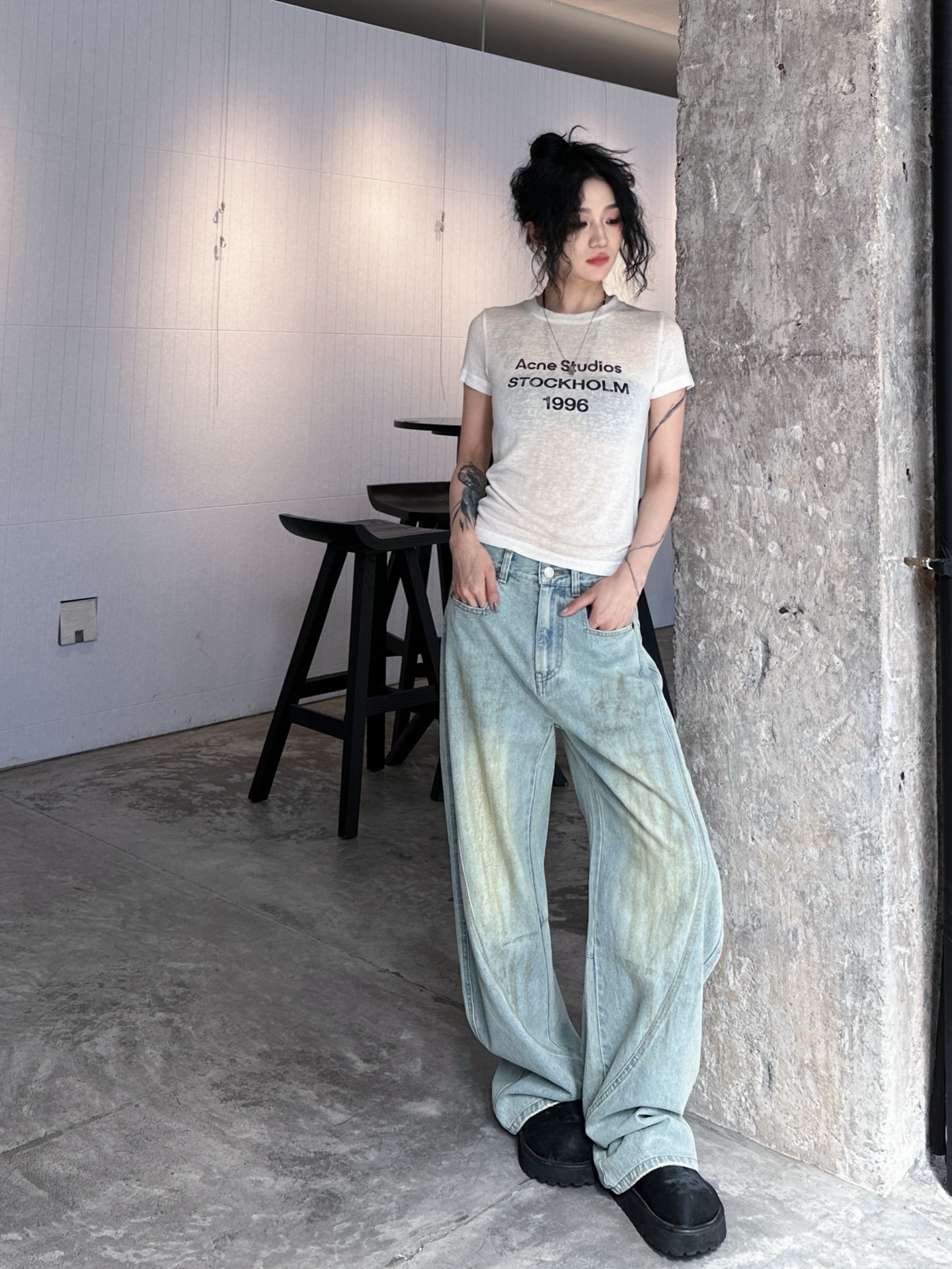 NO:322459,ACNE｜New printed wash water small version T, 76-day silk fabric 24 polyester. Soft and slim, comfortable and refreshing. Classic letter printing on the chest is simple and versatile. Size SML, acne studios, alexander wang19860909ACNE｜新款印花洗水小版T,76天丝面料 24涤.柔软修身,舒适清爽.胸前经典字母印花简约百搭 尺码SML,,acne studios,alexander wang,Women's clothing