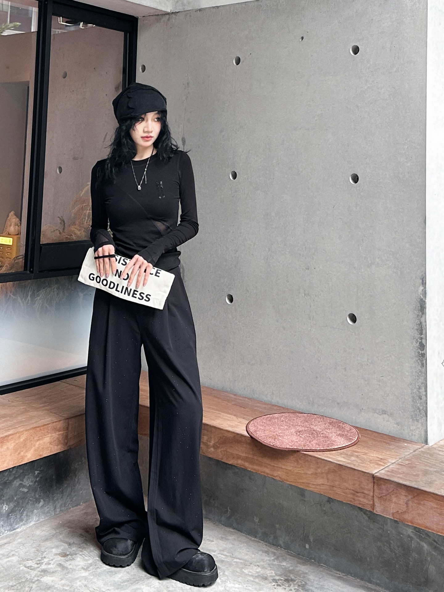 NO:317353,Croxin｜New base top, high elastic cotton fabric slim and not tight, three-dimensional cut to make it look slim and cover the flesh, chest heavy industry high-temperature diamond logo exquisite up, size Sml, chrome hearts, alexander wang19860909克罗心｜新款打底上衣,高弹力棉面料修身不紧身,立体剪裁显瘦遮肉,胸前重工高温烫钻logo精致度up,尺码Sml,,chrome hearts,alexander wang,Women's clothing