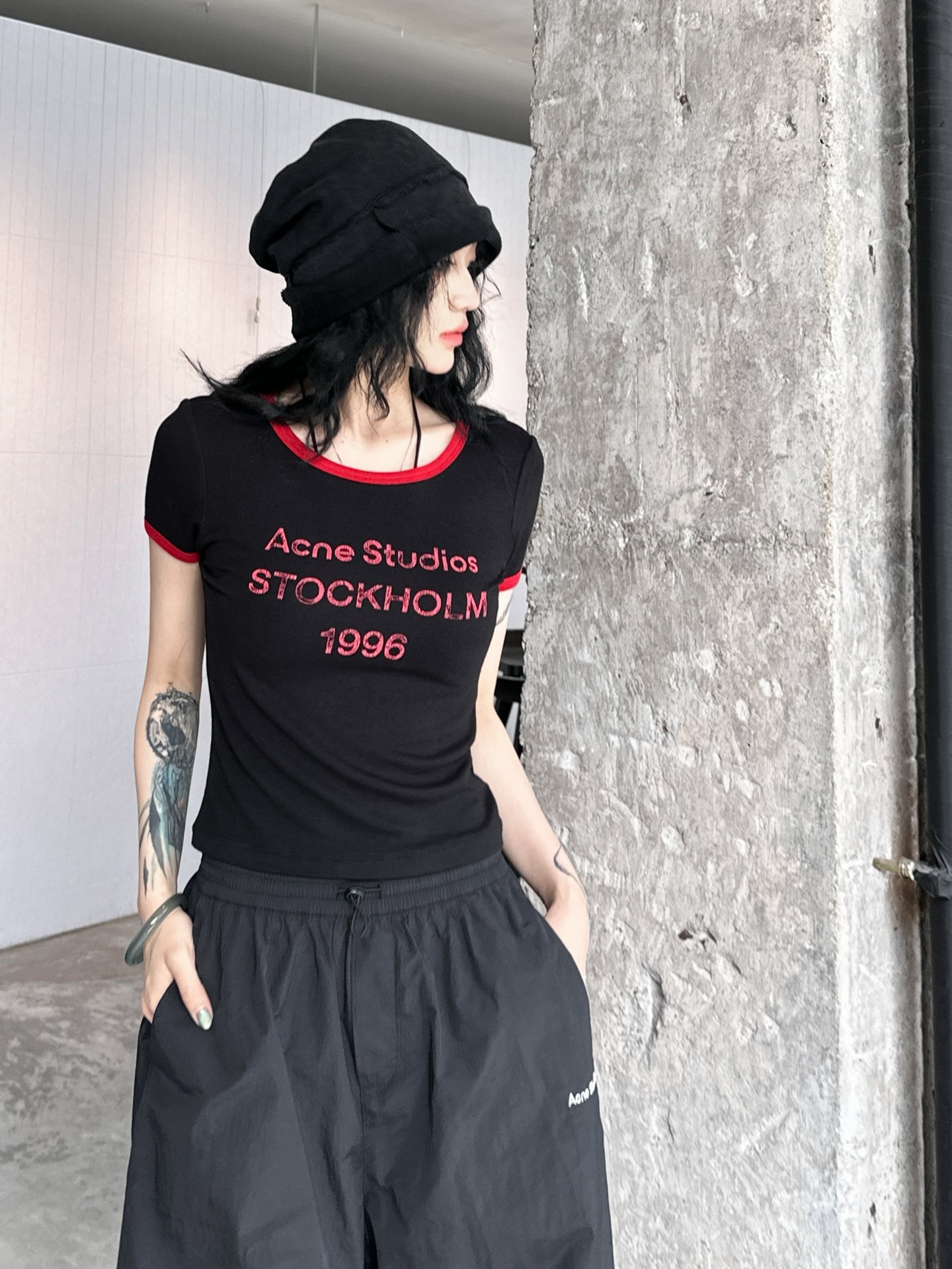 NO:317370,ACNE｜New base T-shirt, pure cotton fabric is soft, slim and not tight, high elastic fabric is strong inclusive, contrasting color splicing design, chest watermark printing, size Sml, acne studios,tees, t-shirt, alexander wang19860909ACNE｜新款打底t恤,纯棉面料柔软修身显瘦不紧身,高弹力面料包容性强,撞色拼接设计,胸前水印印花,尺码Sml,,acne studios,tees，t-shirt,alexander wang,Women's clothing