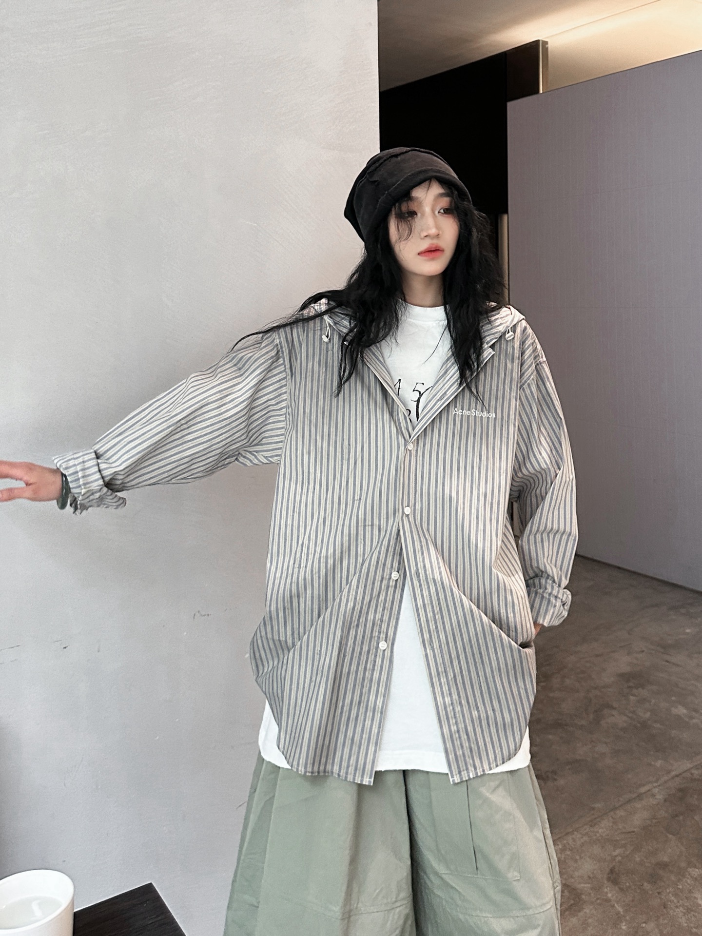 NO:319671,ACNE｜New shirt, pure cotton fabric, soft and comfortable upper body, fixed-woven striped fabric, delicate texture and excellent details, classic embroidery logo on the chest, size Sml, acne studios, shirts, alexander wang19860909ACNE｜新款衬衫,纯棉面料,手感柔软上身舒适,定织条纹面料,纹路细腻细节处理超棒,胸前搭配经典刺绣logo,尺码Sml,,acne studios,shirts,alexander wang,Women's clothing