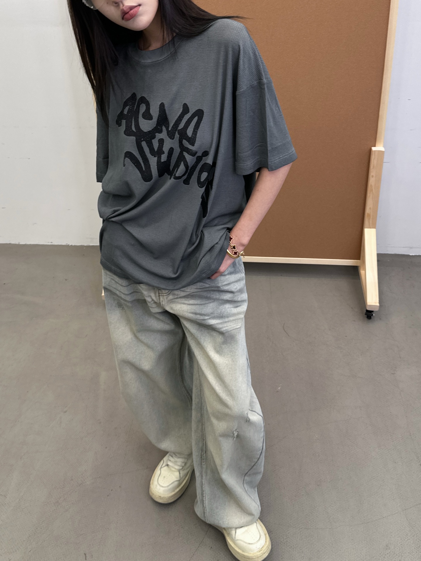 NO:329965,ACNE ｜ New short-sleeved T, ready-to-wear fried color printing technology, cotton, same style for men and women, size sml, acne studios, T-shirt, alexander wang19860909ACNE ｜ 新款短袖T,成衣炒色印花工艺,棉,男女同款,尺码sml,,acne studios,T-shirt,alexander wang,Women's clothing