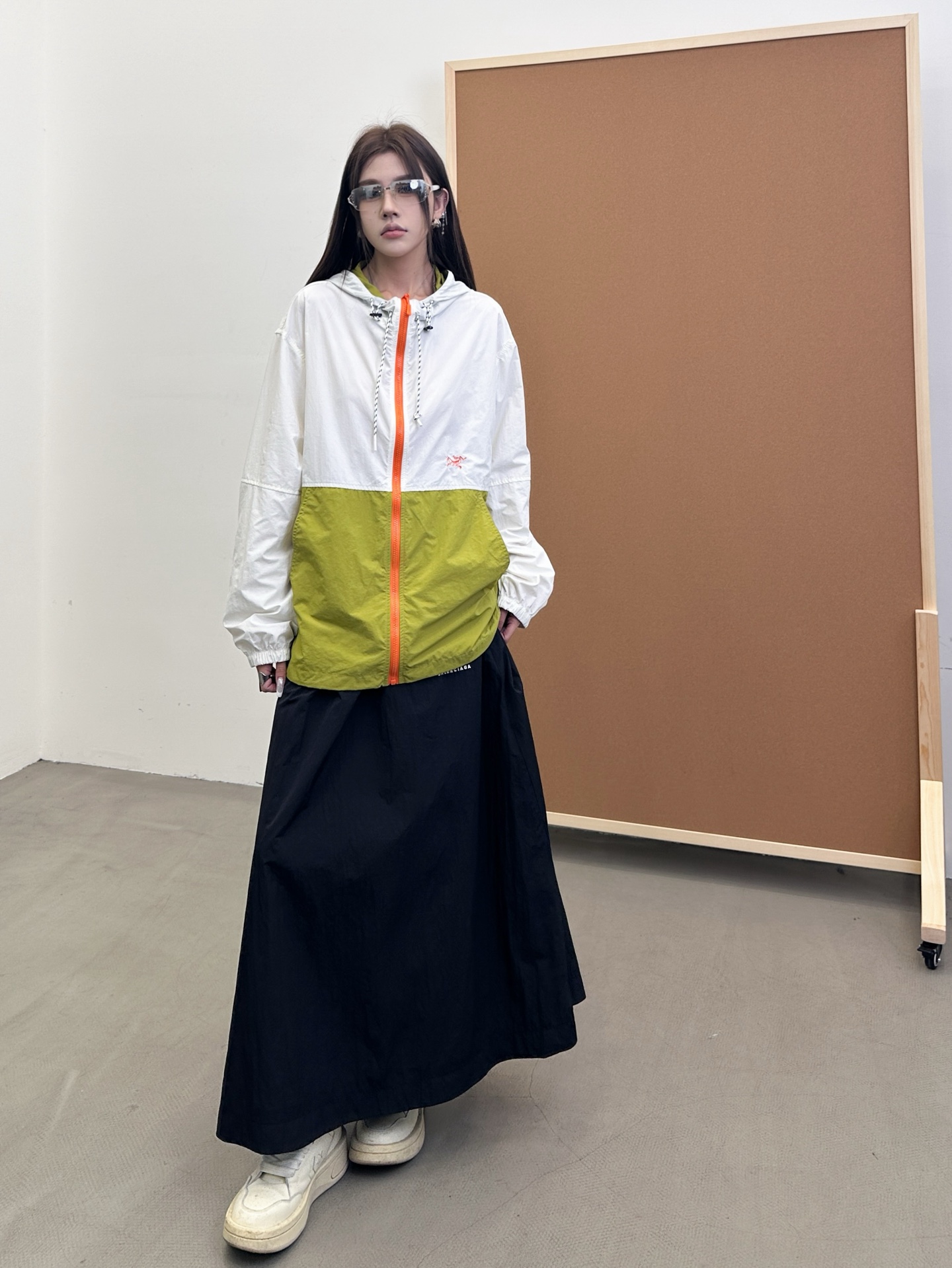 NO:329948,Bird | New style of protective clothing, classic embroidery and splicing contrasting color protective clothing, same style for men and women, size sml, alexander wang19860909鸟 ｜ 新款防嗮服,经典刺绣标加拼接撞色防嗮衣,男女同款,尺码sml,,alexander wang,Women's clothing