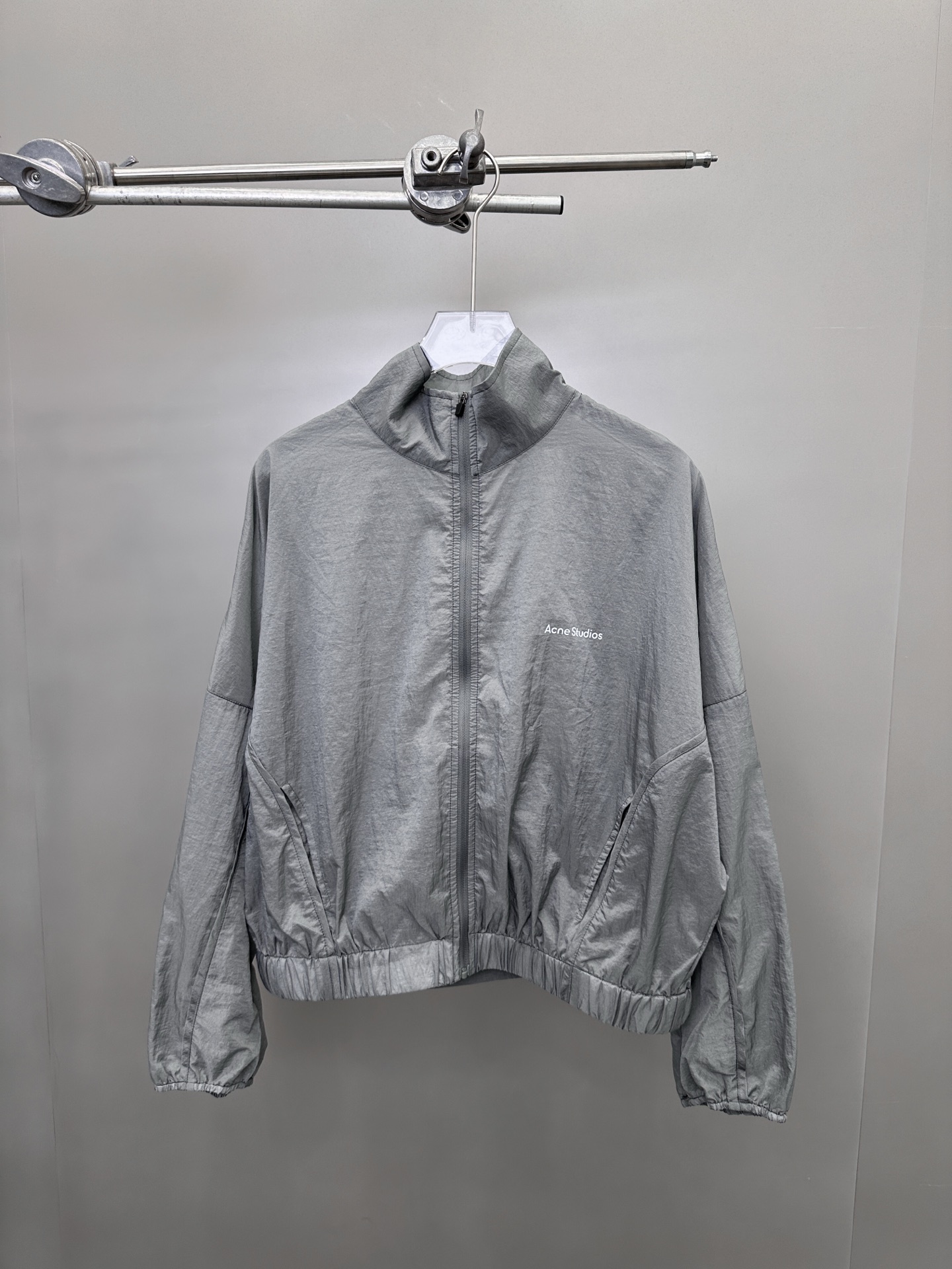 NO:330732,ACNE | New thin jacket, classic thick offset printed logo, special ultra-thin fabric for sun protection clothing, size sml, acne studios, jackets & coats, alexander wang19860909ACNE ｜ 新款薄外套,经典厚版胶印花标,特殊超薄面料可做防晒服,尺码sml,,acne studios,jackets & coats,alexander wang,Women's clothing