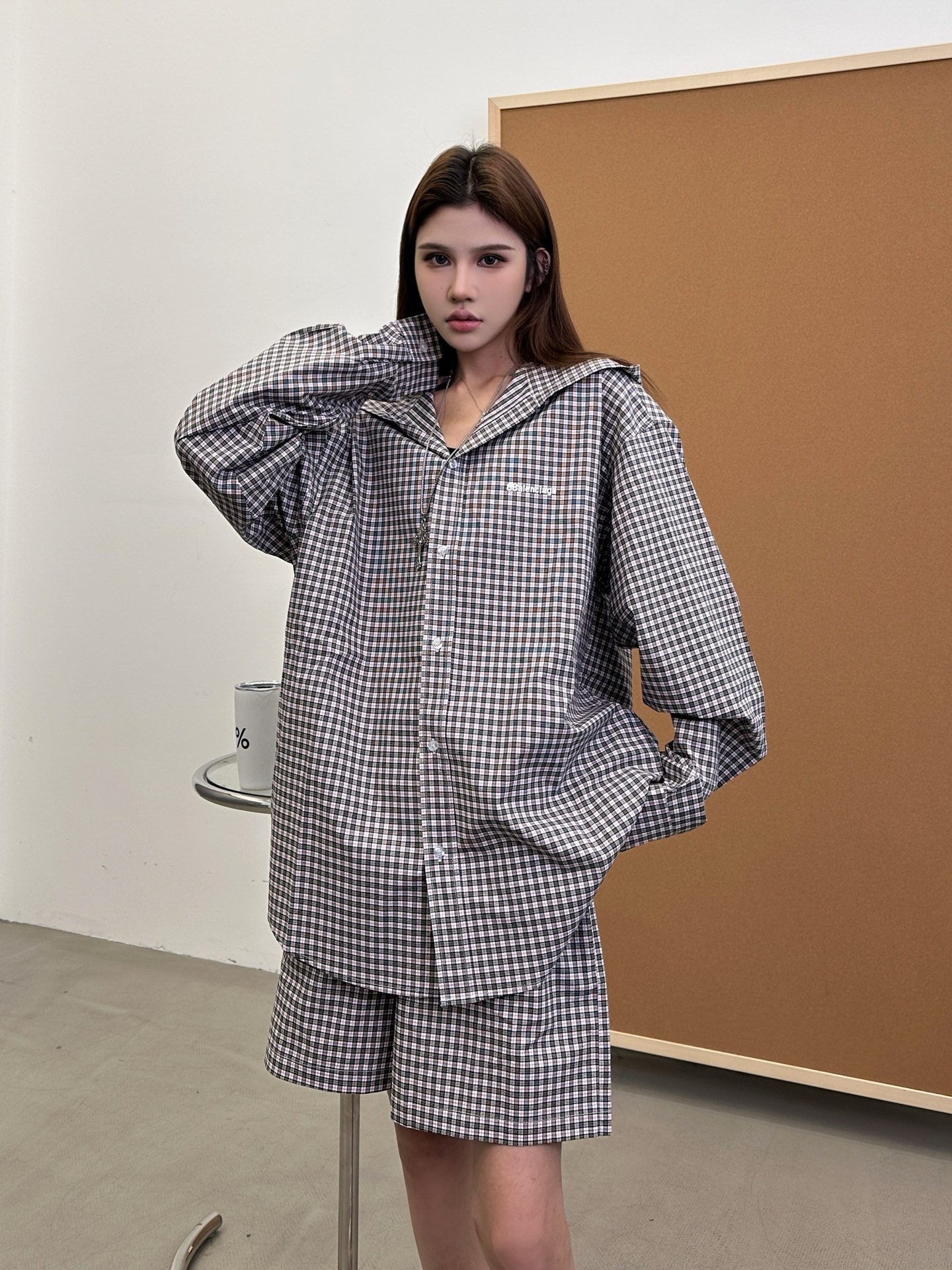 NO:417696,Shirt Shorts Paris | New plaid suit, classic embroidery logo, latest original plaid fabric, cotton, same style for men and women, size sml, shorts, alexander wang19860909衬衣 短裤 巴黎 ｜ 新款格子套装,经典刺绣标,最新原版格子面料,棉,男女同款,尺码sml,,shorts,alexander wang,Women's clothing