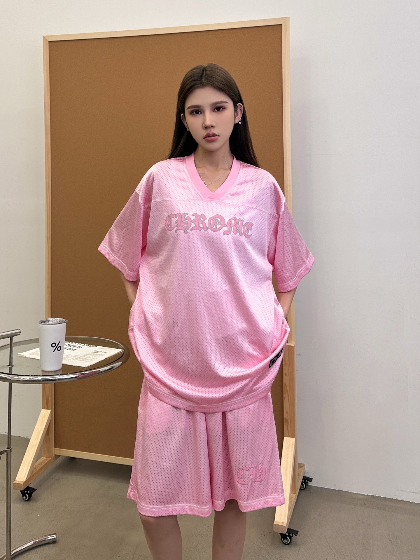 NO:433431,Top Shorts Croxin | New sports shorts, ready-to-wear washing and sauté color craftsmanship plus front and back printing, sports quick-drying fabric, same style for men and women, size sml, chrome hearts, shorts, alexander wang19860909上衣 短裤 克罗心 ｜ 新款运动短裤,成衣洗水炒色工艺加前后印花,运动速干面料,男女同款,尺码sml,,chrome hearts,shorts,alexander wang,Women's clothing