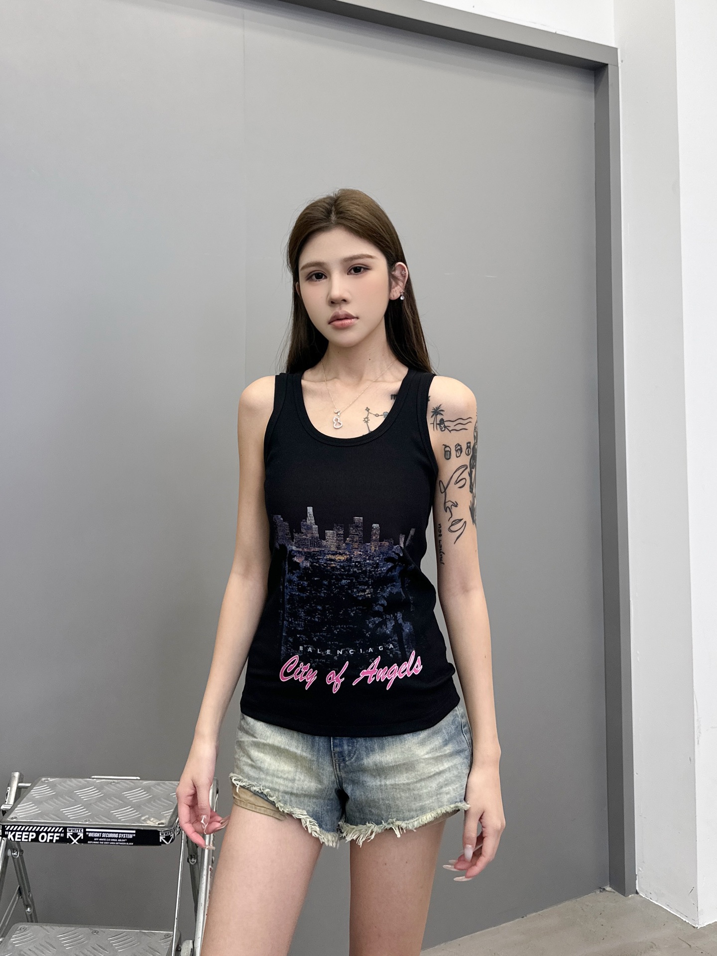 NO:436308,Paris ｜ New vest, laundry washing water plus digital direct injection printing process, size sml, alexander wang19860909巴黎 ｜ 新款背心,成衣洗水加数码直喷印花工艺,尺码sml,,alexander wang,Women's clothing