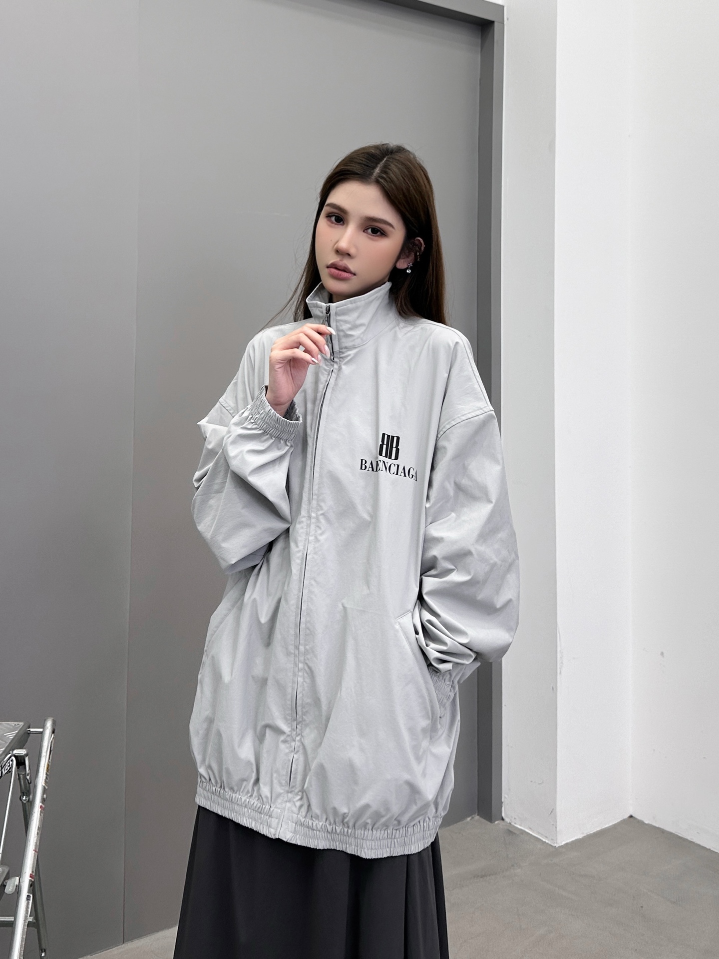 NO:454698,? Paris ｜ New casual top, latest printed logos for the front and rear, casual and fashionable classic style, same style for men and women, size sml, alexander wang19860909? 巴黎 ｜ 新款休闲上衣,前后最新印花标,休闲时尚经典版型,男女同款,尺码sml,,alexander wang,Women's clothing