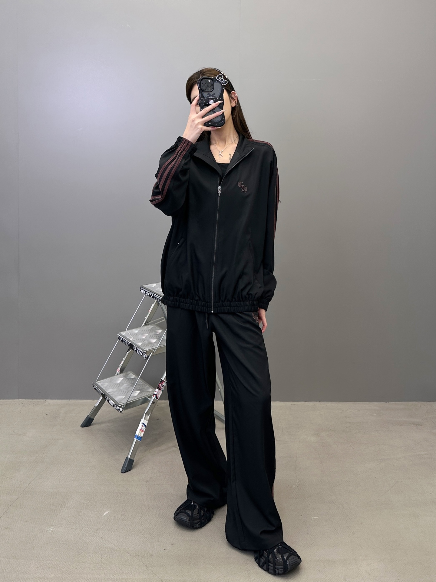 NO:464753,Tops, pants, Croxin | New casual suit, classic embroidery logo, handmade corduroy side bar craft, fashionable and casual, same style for men and women, size sml, chrome hearts, alexander wang19860909上衣 裤子 克罗心 ｜ 新款休闲套装,经典刺绣标,手工车灯芯绒侧杠工艺,时尚休闲,男女同款,尺码sml,,chrome hearts,alexander wang,Women's clothing