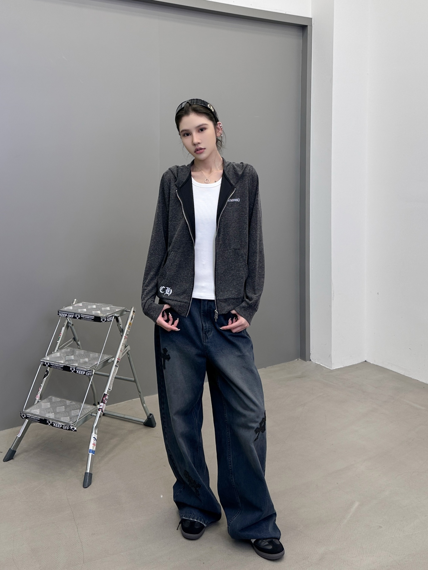 NO:468232,? Croxin ｜ New sweatshirt cardigan, laundry washing water and multiple printing techniques, Tencel linen cotton blend fabric, same style for men and women, size sml, chrome hearts, hoodie, sweatshirts, alexander wang19860909? 克罗心 ｜ 新款卫衣开衫,成衣洗水加多处印花工艺,天丝亚麻人棉混纺面料,男女同款,尺码sml,,chrome hearts,hoodie,sweatshirts,alexander wang,Women's clothing