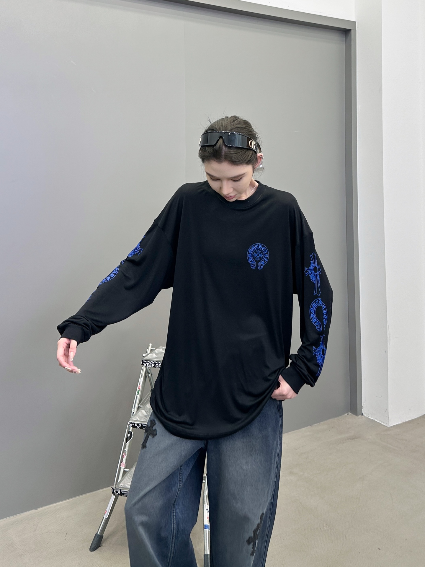 NO:469701,Croxin | New long-sleeved t-shirt, multiple printing techniques for ready-to-wear, Japanese imported wool modal fabric with strong skin-friendliness, same style for men and women, size sml, chrome hearts, alexander wang19860909克罗心 ｜ 新款长袖t,成衣多处印花工艺,日本进口羊毛莫代尔面料亲肤感超强,男女同款,尺码sml,,chrome hearts,alexander wang,Women's clothing