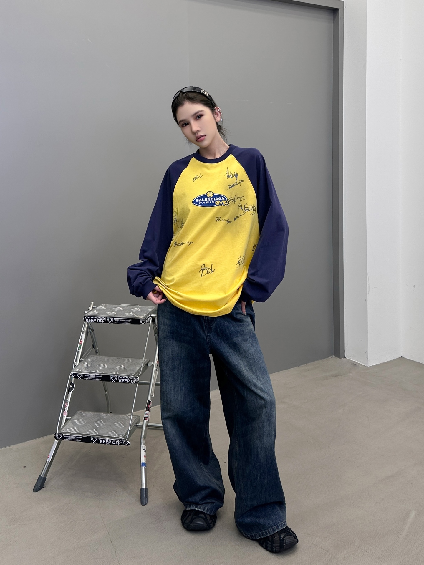 NO:472199,Paris ｜ New long-sleeved T, laundry, water, hanging and spray-color printing superposition technology plus multi-color three-dimensional embroidery, same style for men and women, size sml, alexander wang19860909巴黎 ｜ 新款长袖t,成衣洗水吊磨喷色印花叠加工艺加多色立体刺绣,男女同款,尺码sml,,alexander wang,Women's clothing