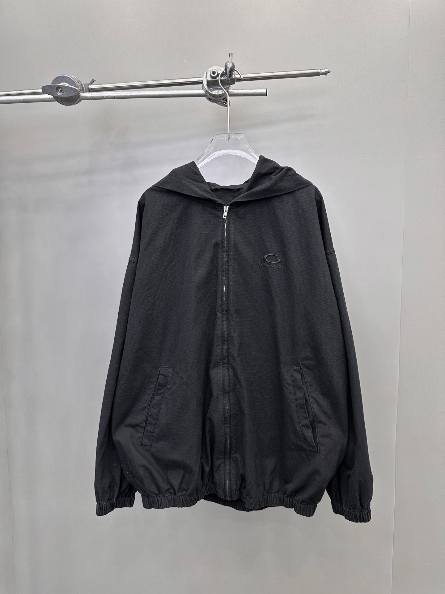 NO:477504,? Paris ｜ New casual jacket, ready-to-wear washing water spray craftsmanship and classic embroidery label, high-density cotton fabric, same style for men and women, size sml, jackets & coats, alexander wang19860909? 巴黎 ｜ 新款休闲外套,成衣洗水喷色工艺加经典刺绣标,高密棉面料,男女同款,尺码sml,,jackets & coats,alexander wang,Women's clothing