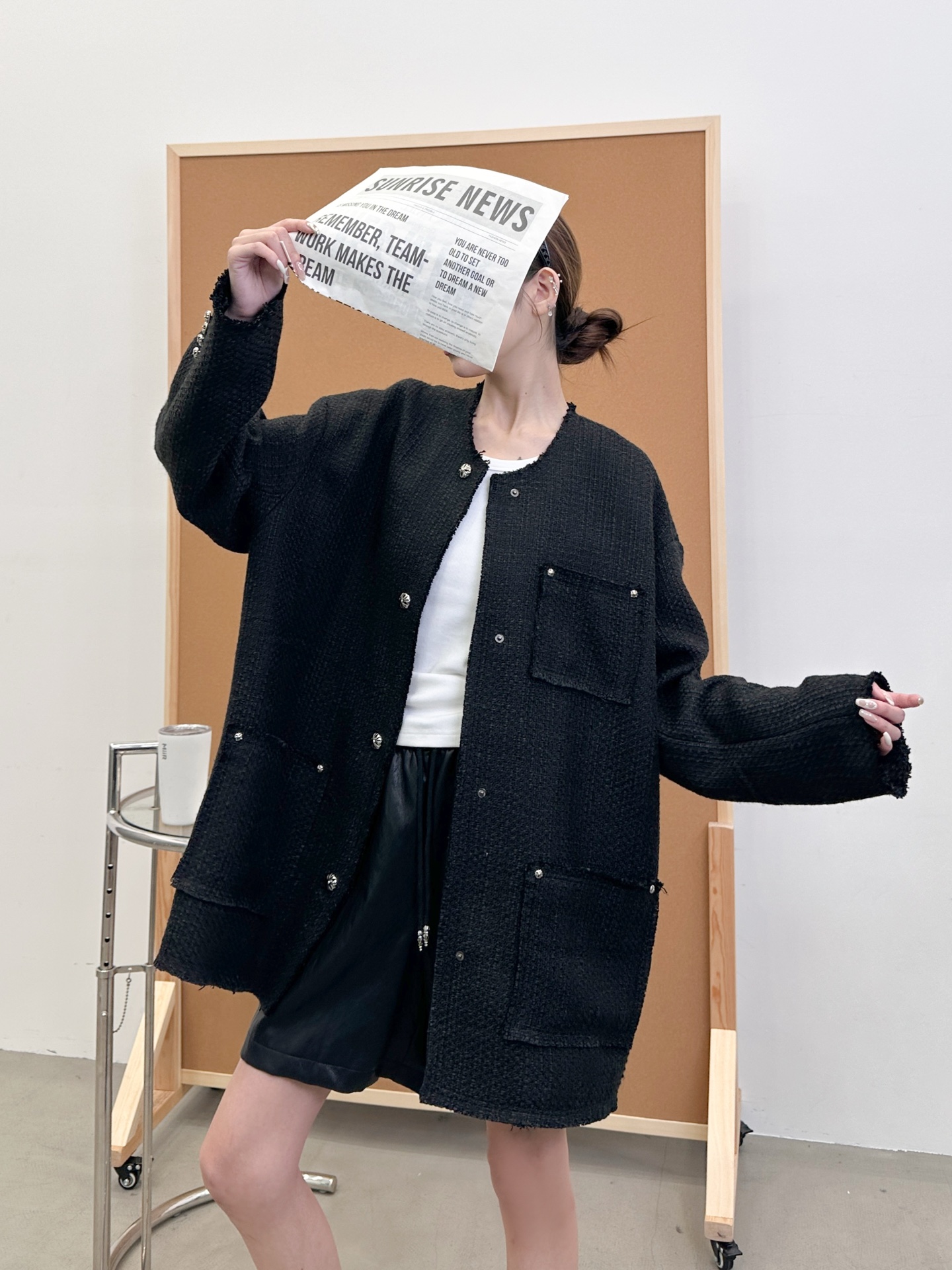 NO:480562,Crosin | New coarse jacket, full-body classic hardware accessories, wool-blend coarse fabric, casual and fashionable, size sml, chrome hearts, jackets & coats, alexander wang19860909克罗心 ｜ 新款粗纺外套,全身经典五金配饰,羊毛混纺粗纺面料,休闲时尚,尺码sml,,chrome hearts,jackets & coats,alexander wang,Women's clothing