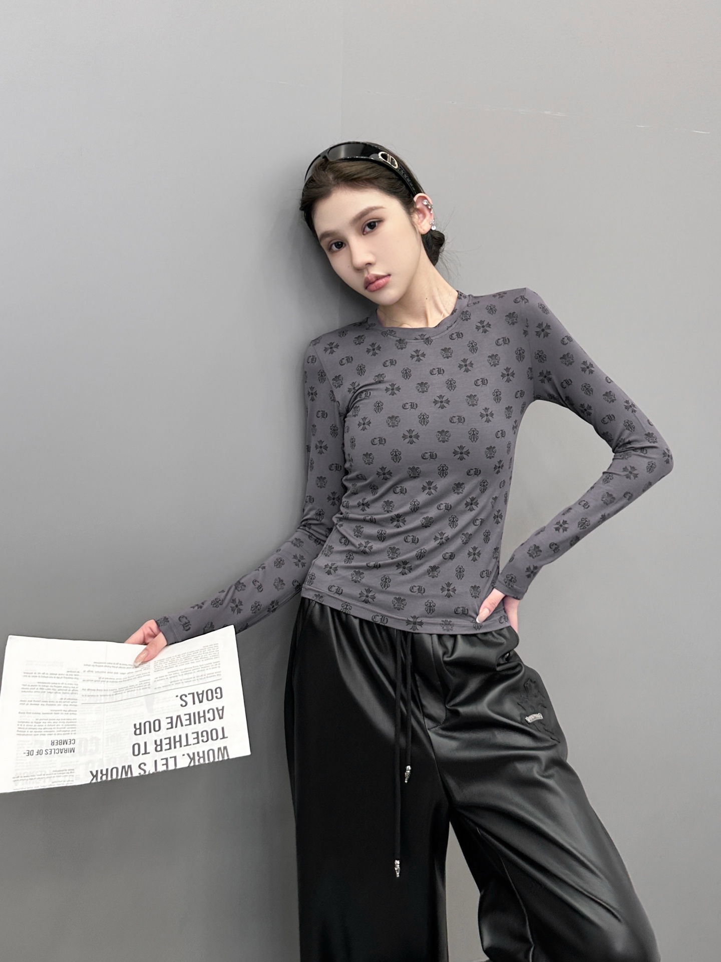 NO:480539,Croxin | New long-sleeved base, active printing process of grey fabric, high elastic blended fabric, casual and fashionable, size sml, chrome hearts, alexander wang19860909克罗心 ｜ 新款长袖打底,面料坯布活性印花工艺,高弹混纺面料,休闲时尚,尺码sml,,chrome hearts,alexander wang,Women's clothing