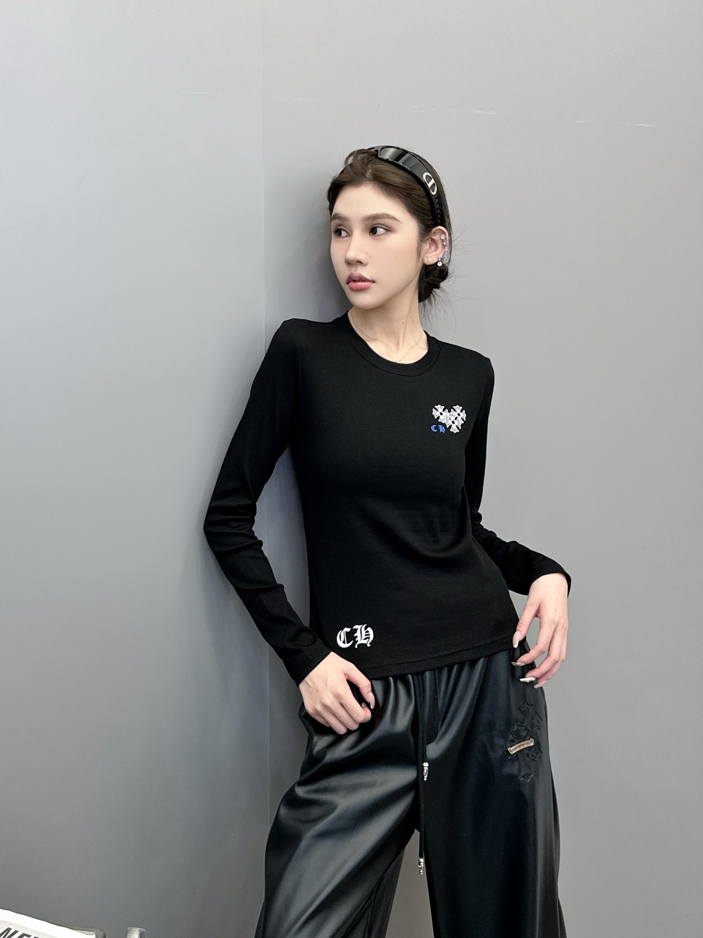 NO:483785,Croxin | New long-sleeved base, 4-sided printing craftsmanship for ready-to-wear, casual and fashionable, size sml, chrome hearts, alexander wang19860909克罗心 ｜ 新款长袖打底,成衣4处印花工艺,休闲时尚,尺码sml,,chrome hearts,alexander wang,Women's clothing