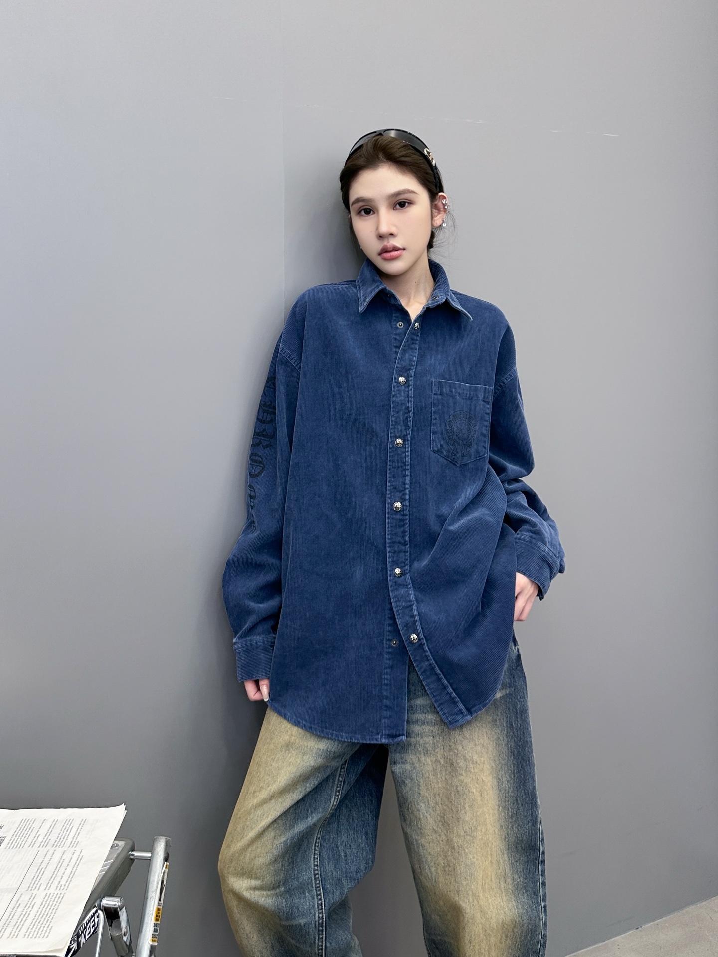 NO:487000,Croxin | New shirt, ready-to-wear wash and stir-fry color plus 5-sided printing technology for the whole body, all cotton corduroy fabric, same style for men and women, size sml, chrome hearts, alexander wang19860909克罗心 ｜ 新款衬衣,成衣洗水炒色加全身5处印花工艺,全棉灯芯绒面料,男女同款,尺码sml,,chrome hearts,alexander wang,Women's clothing