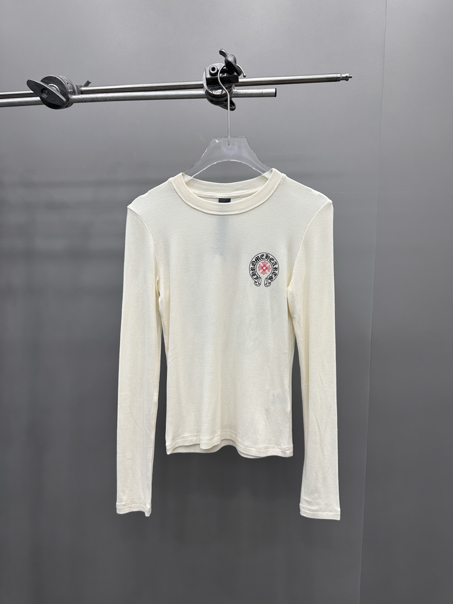 NO:487011,? Croxin | New long-sleeved base, colorful printed logos for the front and back of the ready-to-wear, Japanese imported wool modal blend fabric with strong skin-friendly feel, size sml, chrome hearts, alexander wang19860909? 克罗心 ｜ 新款长袖打底,成衣前后彩色印花标,日本进口羊毛莫代尔混纺面料亲肤感超强,尺码sml,,chrome hearts,alexander wang,Women's clothing