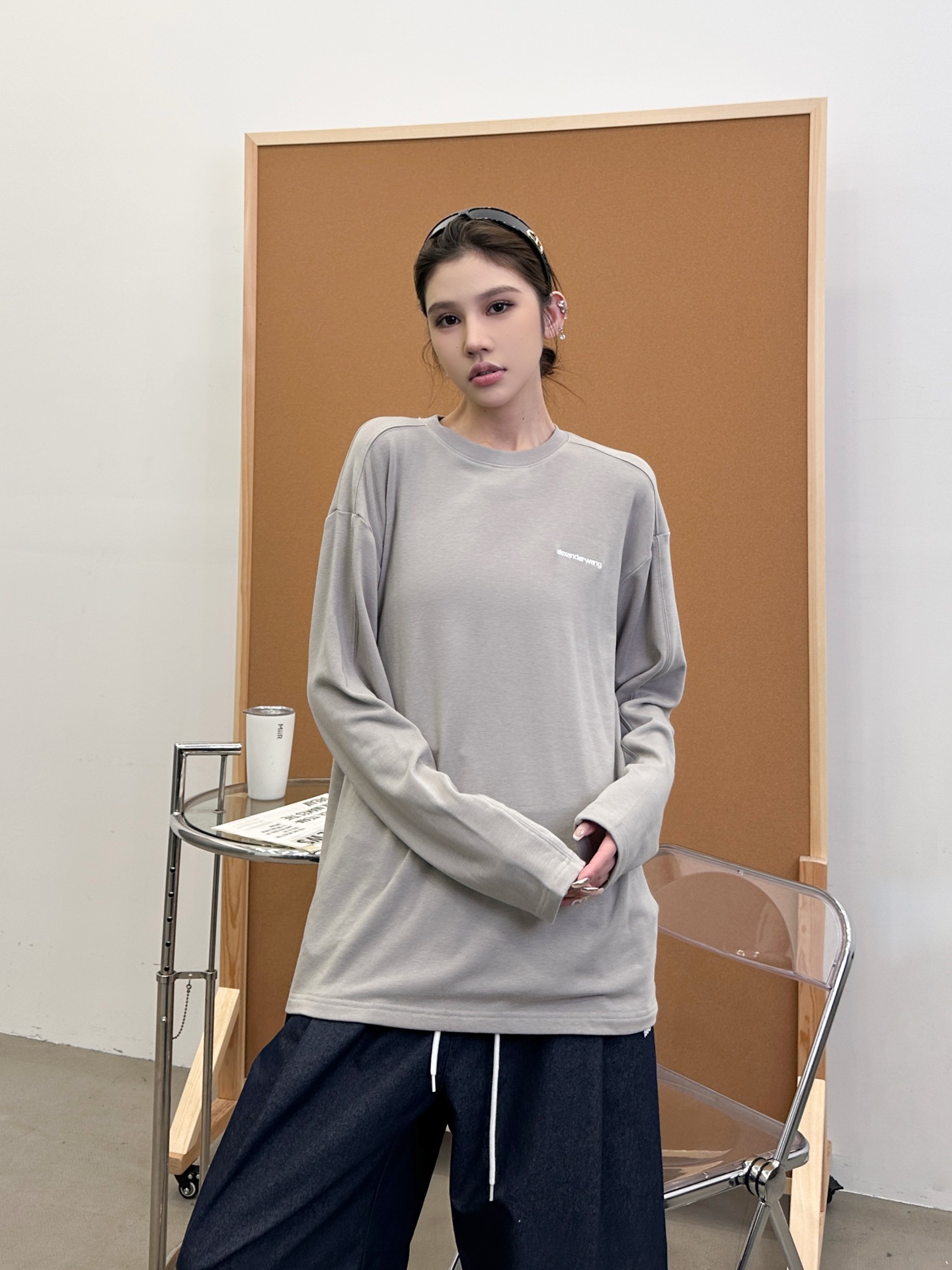 NO:488243,King | New long-sleeved base, classic embroidery logo, imported high-density and delicate warm fleece fabric, same style for men and women, size sml, alexander wang, alexander wang19860909大王 ｜ 新款长袖打底,经典刺绣标,进口高密细腻保暖摇粒绒面料,男女同款,尺码sml,,alexander wang,alexander wang,Women's clothing
