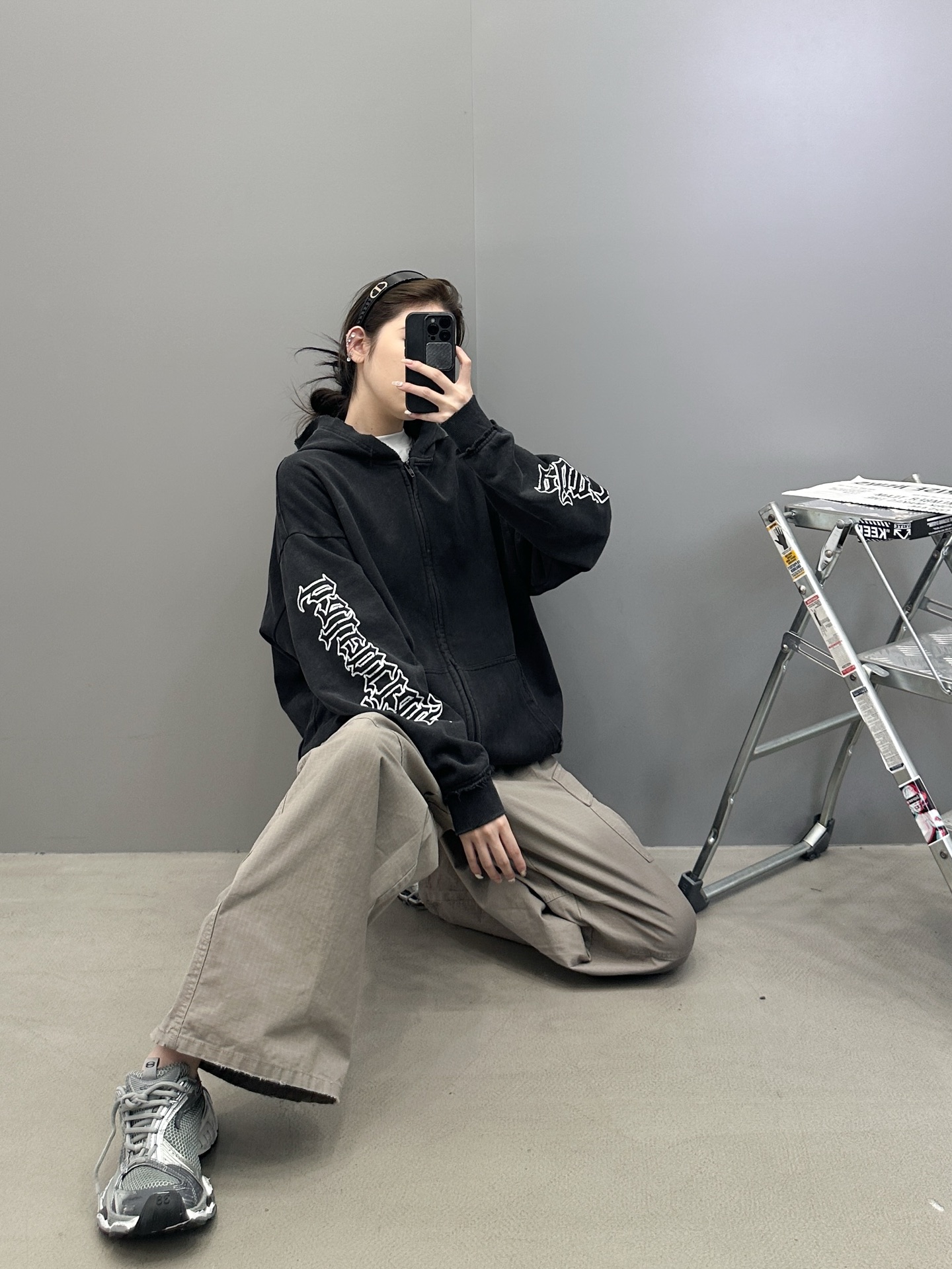 NO:494821,Croxin | New sweatshirts, ready-to-wear wash water, stir-fried hanging grinding printing technology and reverse trimming, same style for men and women, size sml, chrome hearts, hoodie, sweatshirts, alexander wang19860909克罗心 ｜ 新款卫衣,成衣洗水炒色吊磨印花工艺加反做修剪毛边,男女同款,尺码sml,,chrome hearts,hoodie,sweatshirts,alexander wang,Women's clothing