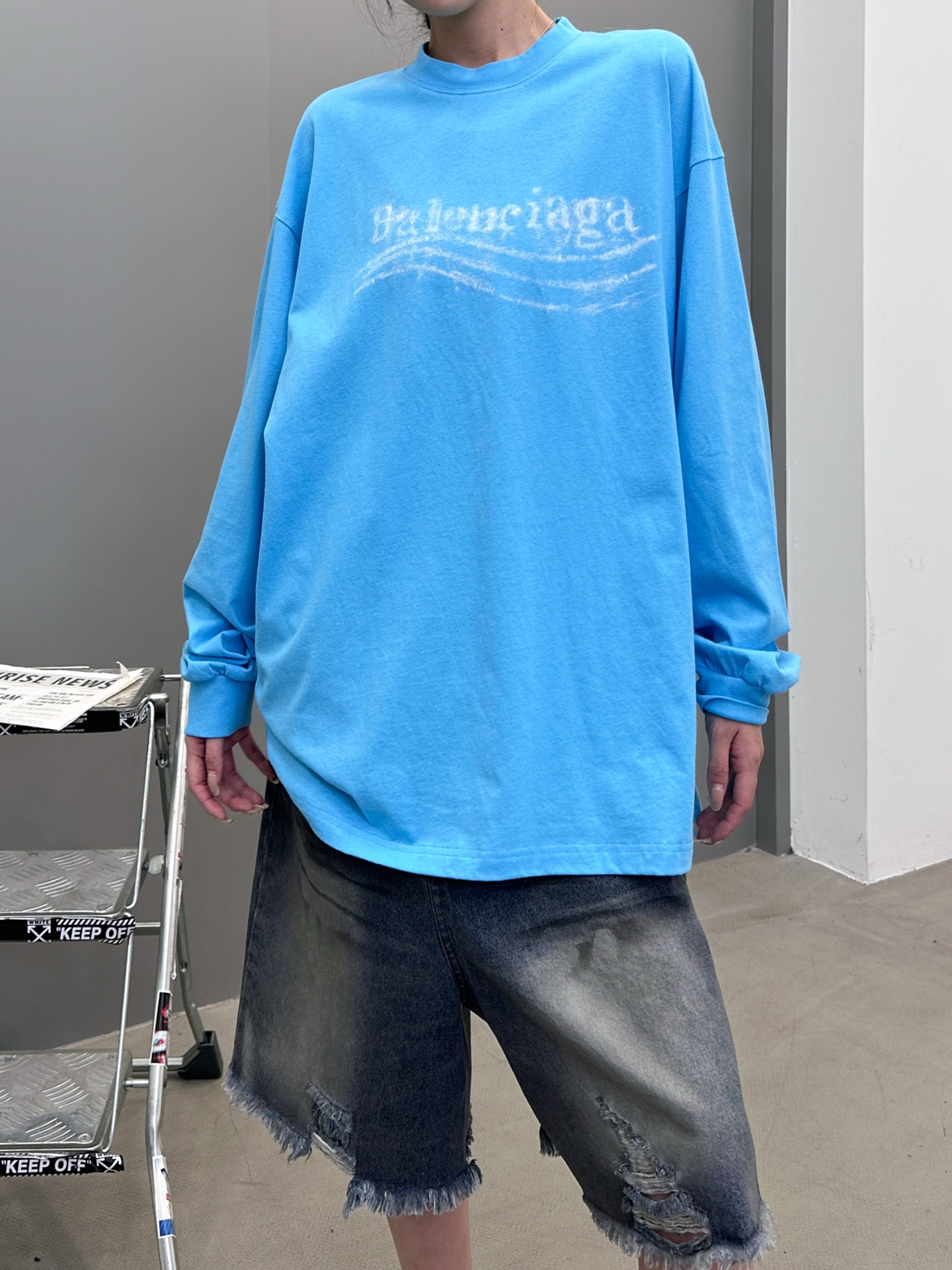 NO:498291,Paris ｜ New long-sleeved T, ready-to-wear washing and stir-frying crafts and garment printing, same style for men and women, size sml, alexander wang19860909巴黎 ｜ 新款长袖t,成衣洗水炒色工艺加成衣印花,男女同款,尺码sml,,alexander wang,Women's clothing