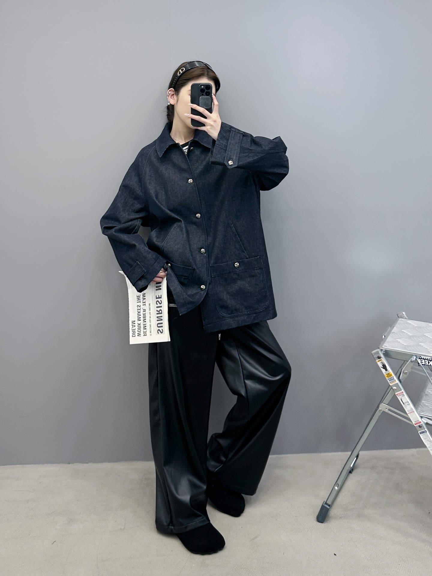 NO:498323,Croxin | New denim windbreaker, laundry washing process, classic original denim color, double-layer workmanship, fashionable and casual, size sml, chrome hearts, alexander wang19860909克罗心 ｜ 新款牛仔风衣,成衣洗水工艺,经典原布牛仔色,双层做工,时尚休闲,尺码sml,,chrome hearts,alexander wang,Women's clothing