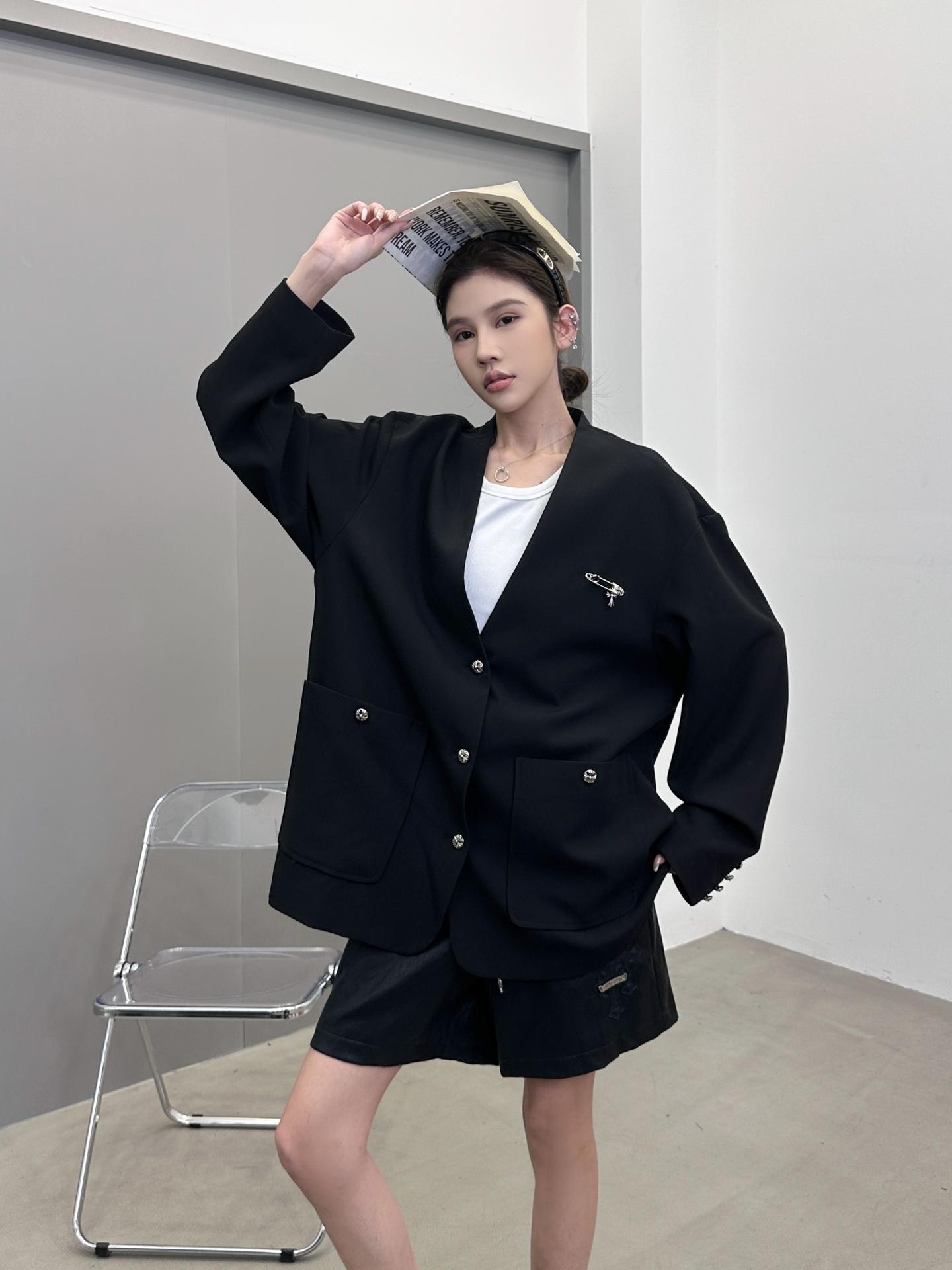 NO:498317,Croxin | New casual suits, classic brand hardware accessories, fixed woven lilac and blended fabric, casual fashion, size sml, chrome hearts, alexander wang19860909克罗心 ｜ 新款休闲西服,经典品牌五金配饰,定织里布加混纺面料,休闲时尚,尺码sml,,chrome hearts,alexander wang,Women's clothing