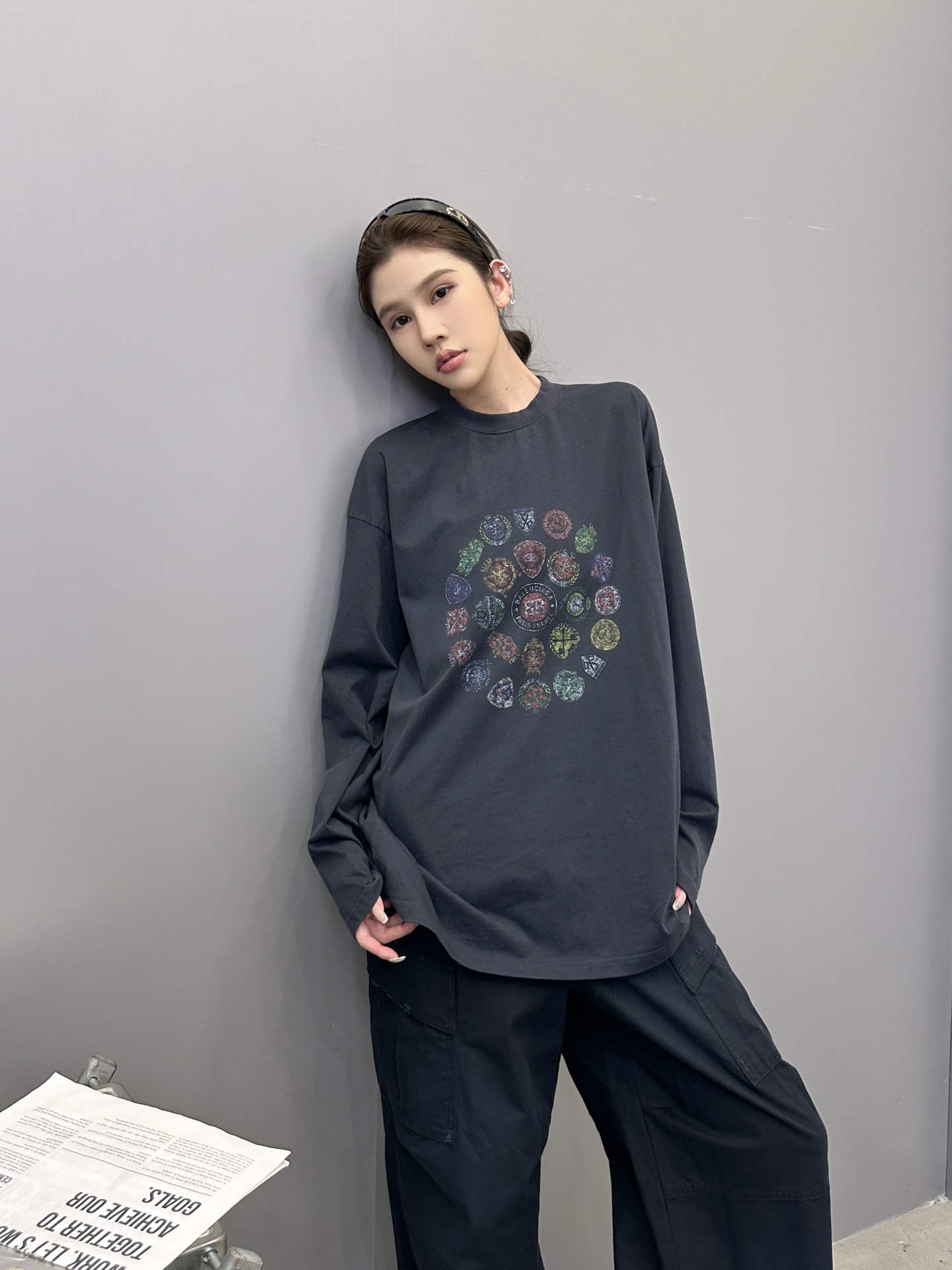 NO:498263,Paris ｜ New long-sleeved t, laundry washing water plus multi-color digital direct-spray printing technology, same style for men and women, size sml, alexander wang19860909巴黎 ｜ 新款长袖t,成衣洗水加多色数码直喷印花工艺,男女同款,尺码sml,,alexander wang,Women's clothing