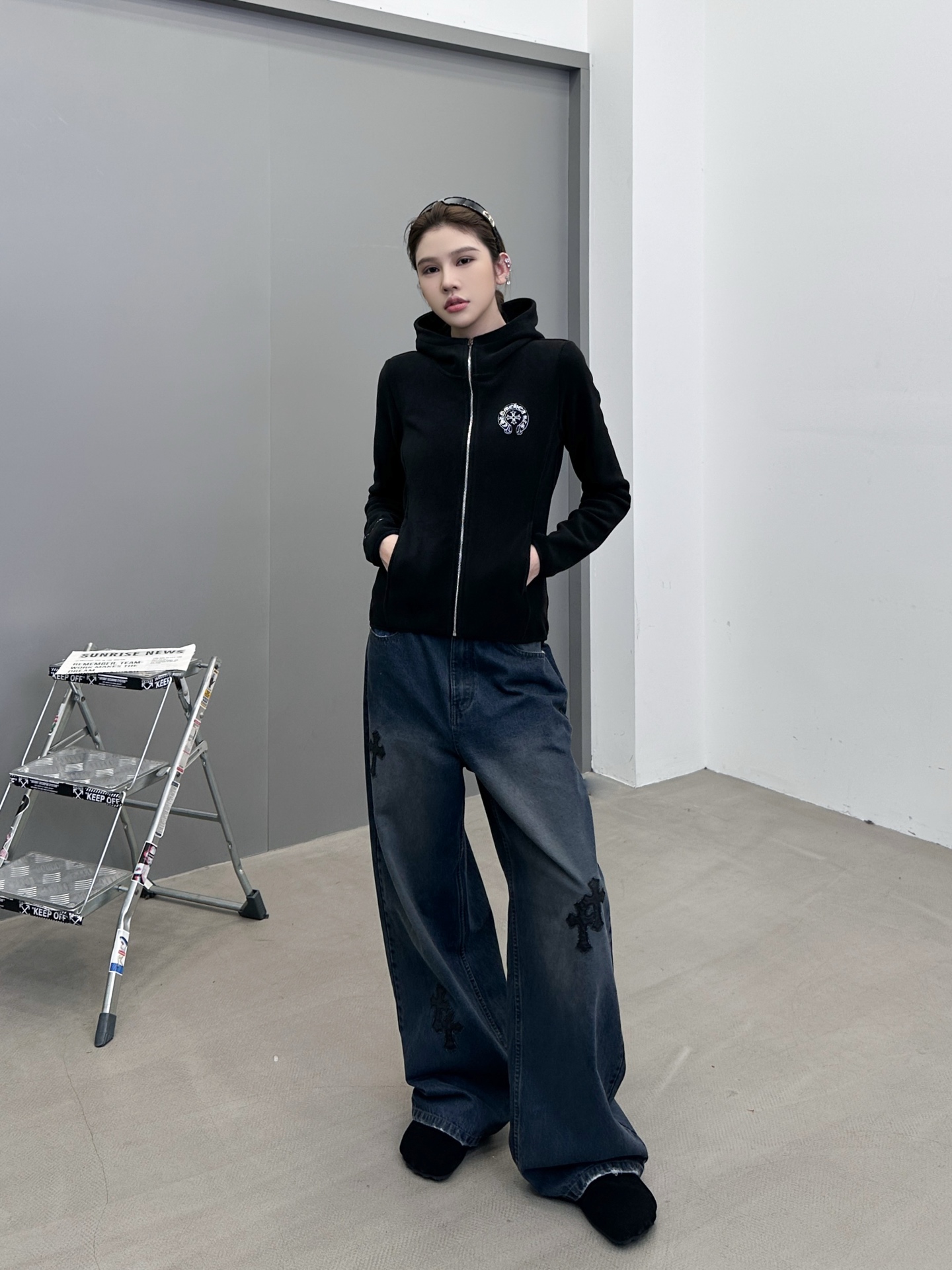 NO:507799,Croxin | New fleece cardigan, classic embroidery craftsmanship in many places, casual and fashionable, can be worn inside and warm or worn outside, size sml, chrome hearts, alexander wang19860909克罗心 ｜ 新款摇粒绒开衫,多处经典刺绣标工艺,休闲时尚,可内搭保暖也可外穿搭配,尺码sml,,chrome hearts,alexander wang,Women's clothing