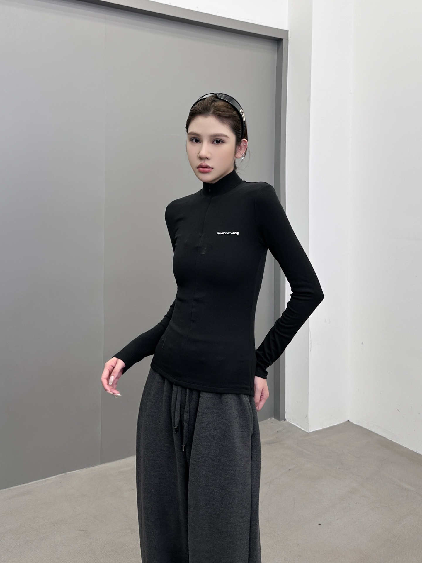 NO:534319,King | New long-sleeved base, classic embroidery logo, imported ultra-fine fleece warm fabric, size sml, alexander wang, alexander wang19860909大王 ｜ 新款长袖打底,经典刺绣标,进口超细腻摇粒绒保暖面料,尺码sml,,alexander wang,alexander wang,Women's clothing