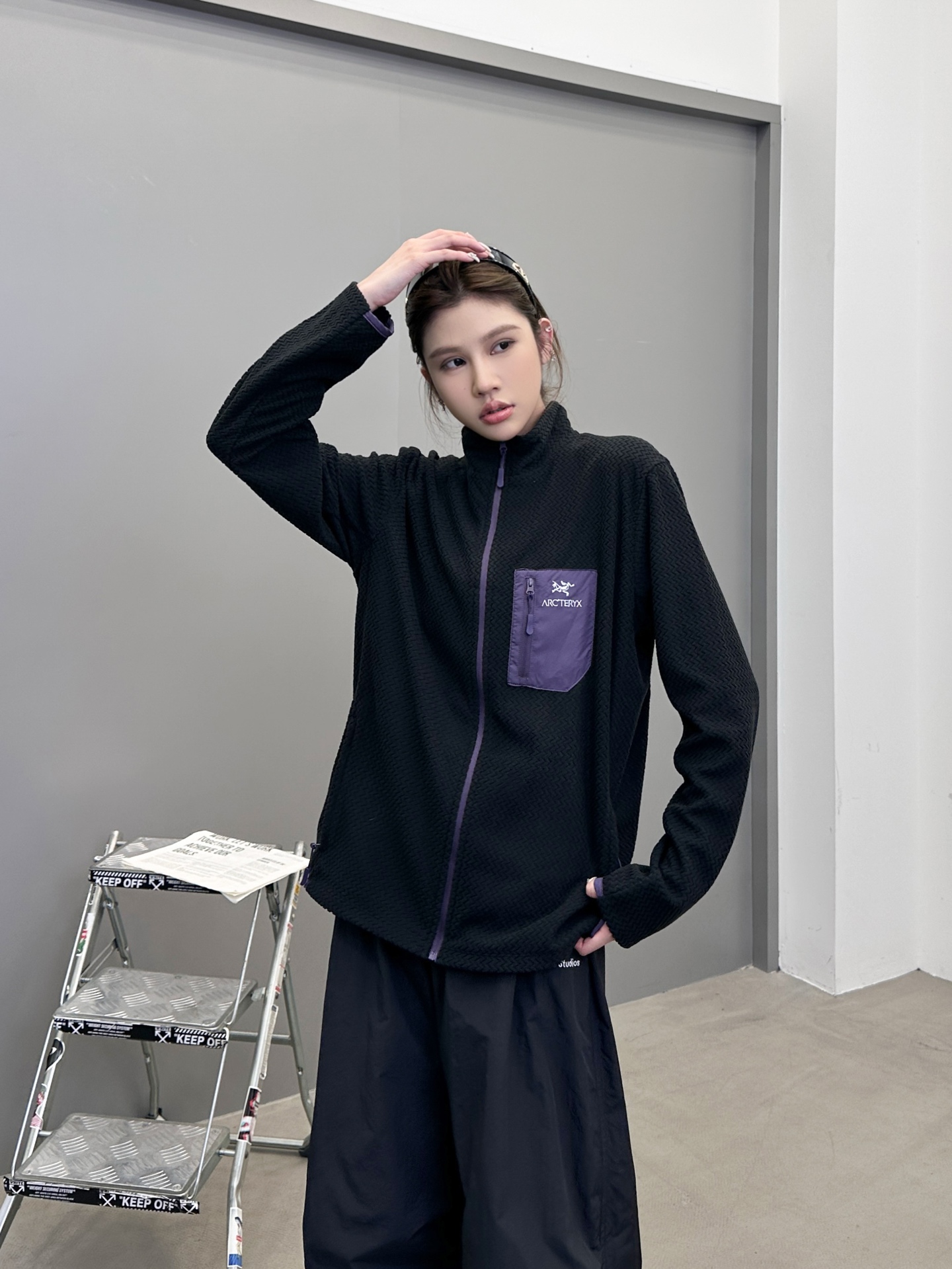 NO:535026,Bird | New warm cardigan, classic embroidery logo, imported latest breathable warm fleece fabric, contrasting zipper pocket style, same style for men and women, size sml, alexander wang19860909鸟 ｜ 新款保暖开衫,经典刺绣标,进口最新透气保暖摇粒绒面料,撞色拉链口袋款式,男女同款,尺码sml,,alexander wang,Women's clothing