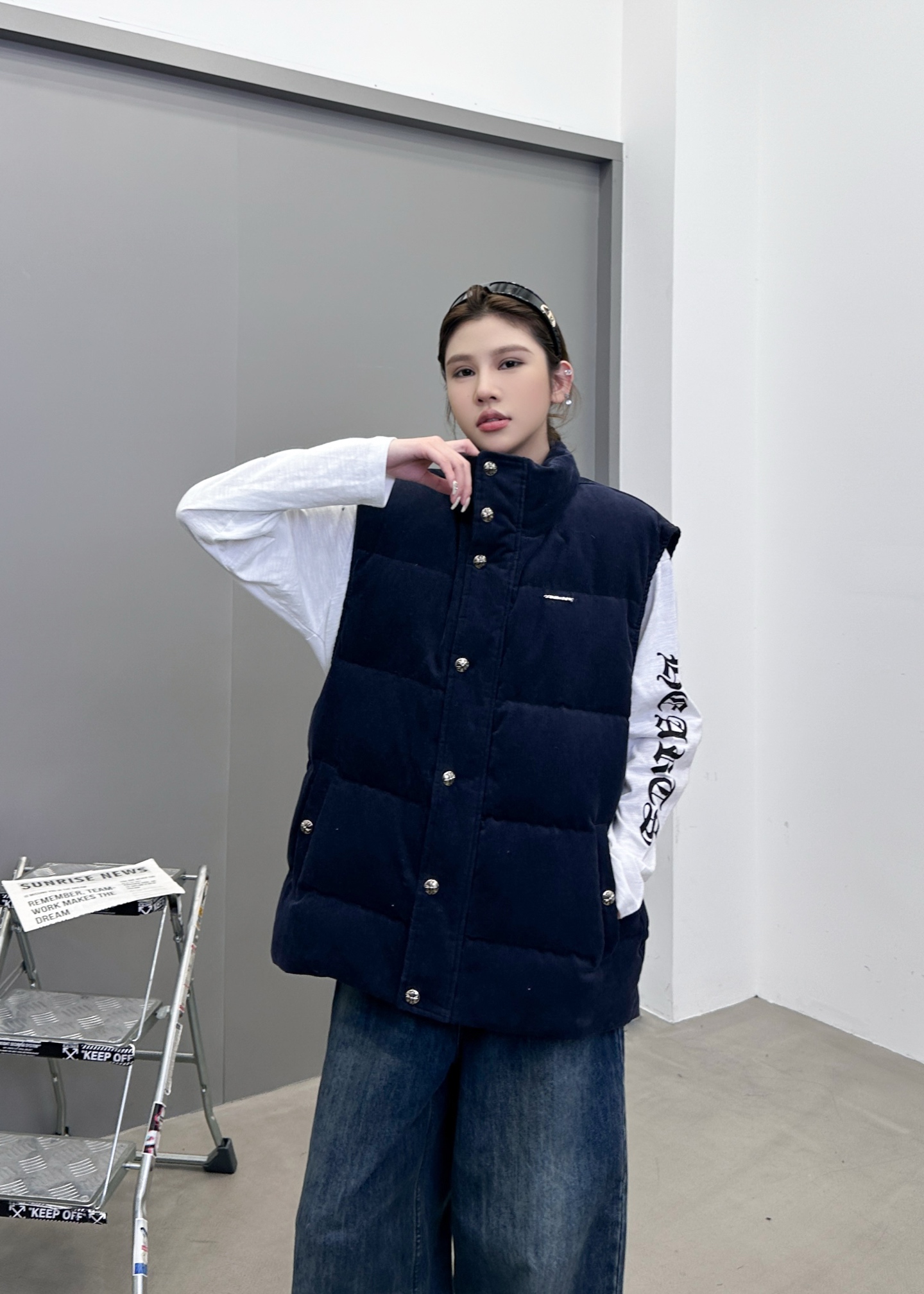 NO:535035,Croxin | New down vest, laundry washing water plus soft technology, fill 90 goose down, casual and fashionable, same style for men and women, size sml, chrome hearts, down jacket, alexander wang19860909克罗心 ｜ 新款羽绒马甲,成衣洗水加软工艺,填充90鹅绒,休闲时尚,男女同款,尺码sml,,chrome hearts,down jacket,alexander wang,Women's clothing