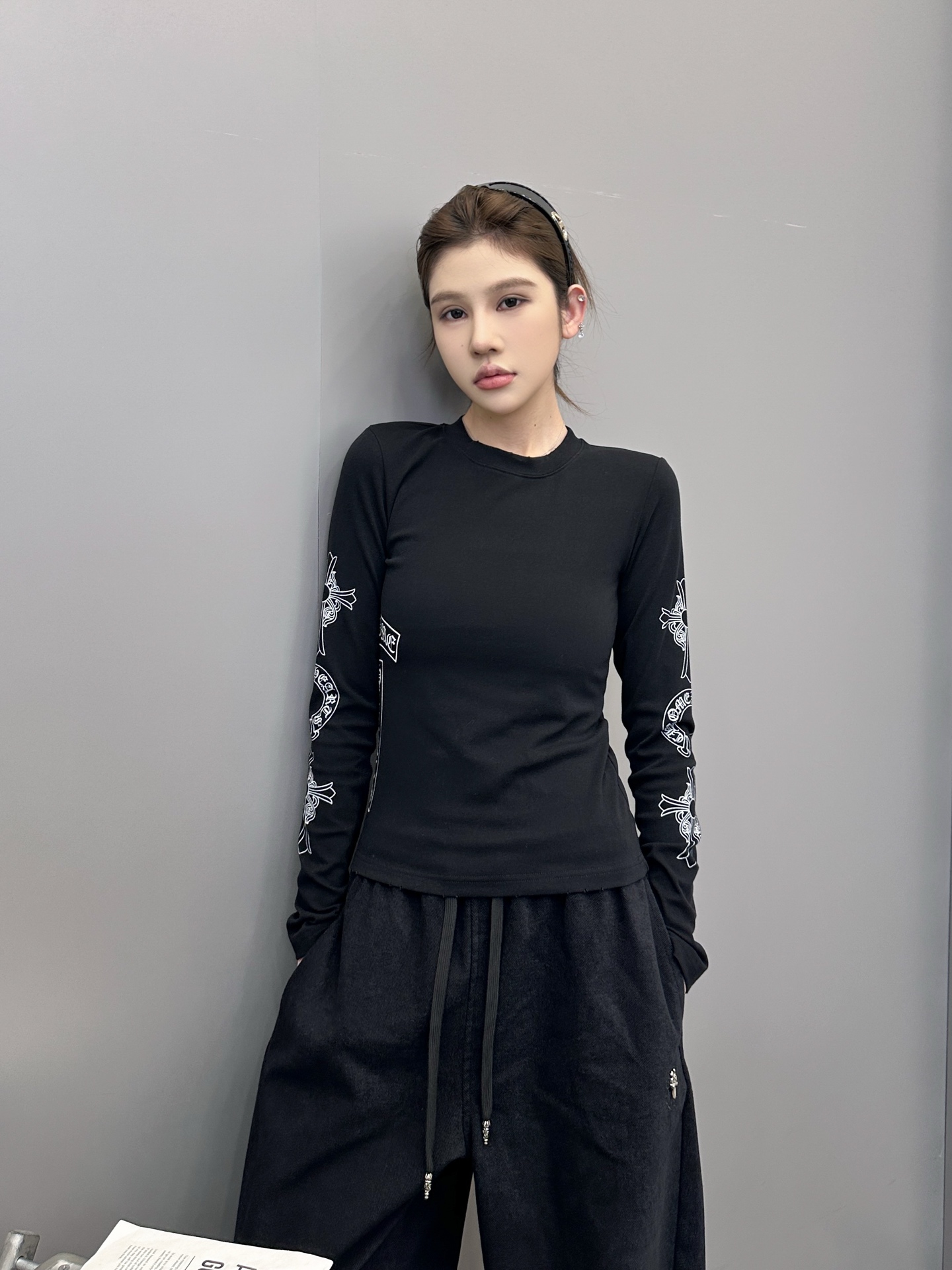 NO:549262,Croxin | New long-sleeved base, laundry washing and water grinding technology plus 4 prints, casual and fashionable, size sml, chrome hearts, alexander wang19860909克罗心 ｜ 新款长袖打底,成衣洗水吊磨工艺加4处印花,休闲时尚,尺码sml,,chrome hearts,alexander wang,Women's clothing