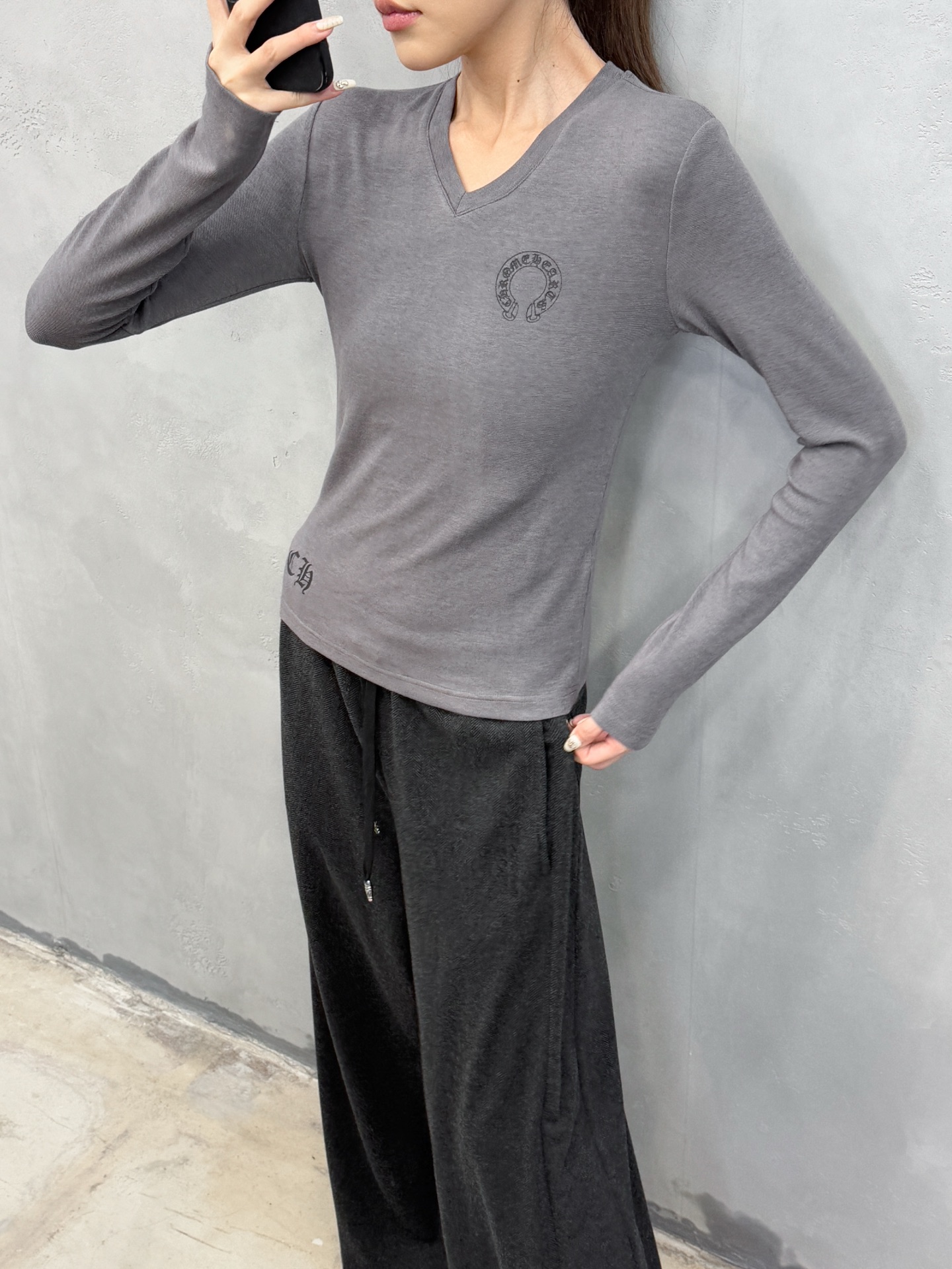 NO:561867,Chrome Hearts | New long-sleeved bottoming, garment wash printing technology, rayon-cotton blended fabric, casual fashion, size sml,, chrome hearts, alexander wang19860909克罗心 ｜ 新款长袖打底,成衣洗水印花工艺,人棉混纺面料,休闲时尚,尺码sml,,chrome hearts,alexander wang,Women's clothing