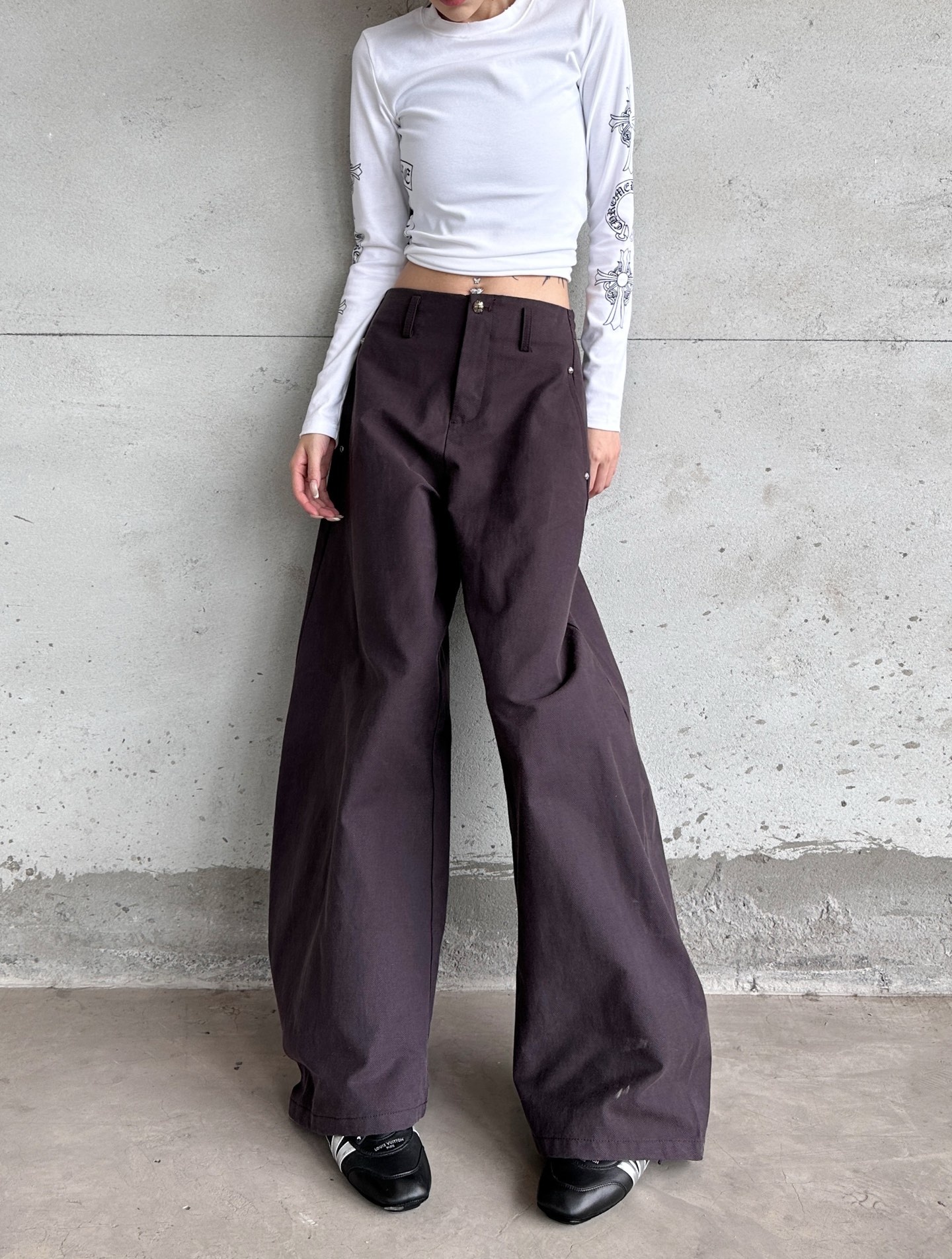 NO:561877,Chrome Hearts | New style casual pants, garment washing and softening technology, imported lyocell cotton fabric, fashionable and casual, size sml,,chrome hearts,alexander wang19860909克罗心 ｜ 新款休闲裤,成衣洗水加软工艺,进口莱赛尔棉面料,时尚休闲,尺码sml,,chrome hearts,alexander wang,Women's clothing