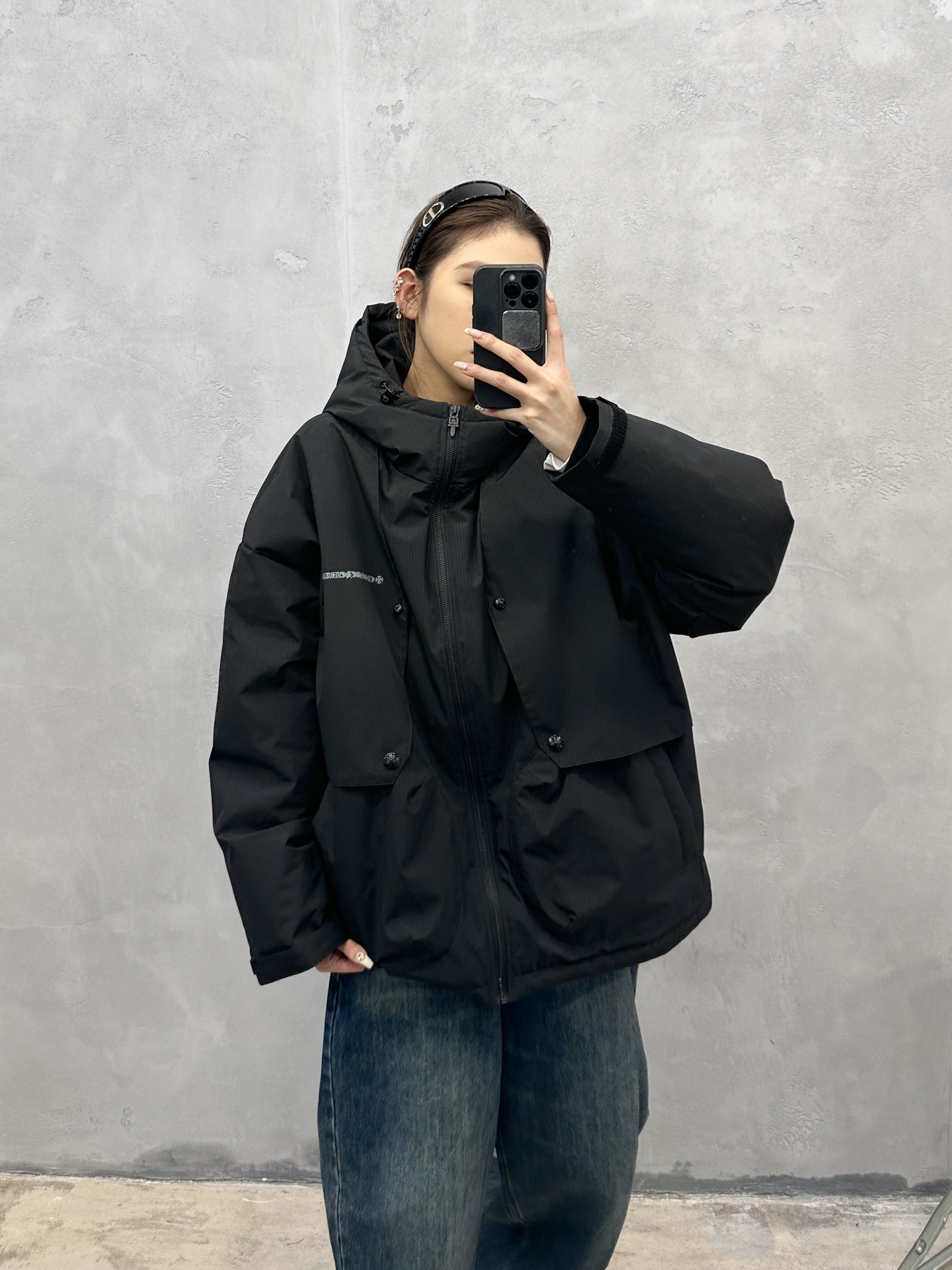 NO:563818,Chrome Hearts | New down jacket, classic embroidered logo, structured style with 90 goose down filling, casual and fashionable, same style for men and women, size sml,,chrome hearts,down jacket,alexander wang19860909克罗心 ｜ 新款羽绒服,经典刺绣标,结构款90鹅绒填充,休闲时尚,男女同款,尺码sml,,chrome hearts,down jacket,alexander wang,Women's clothing