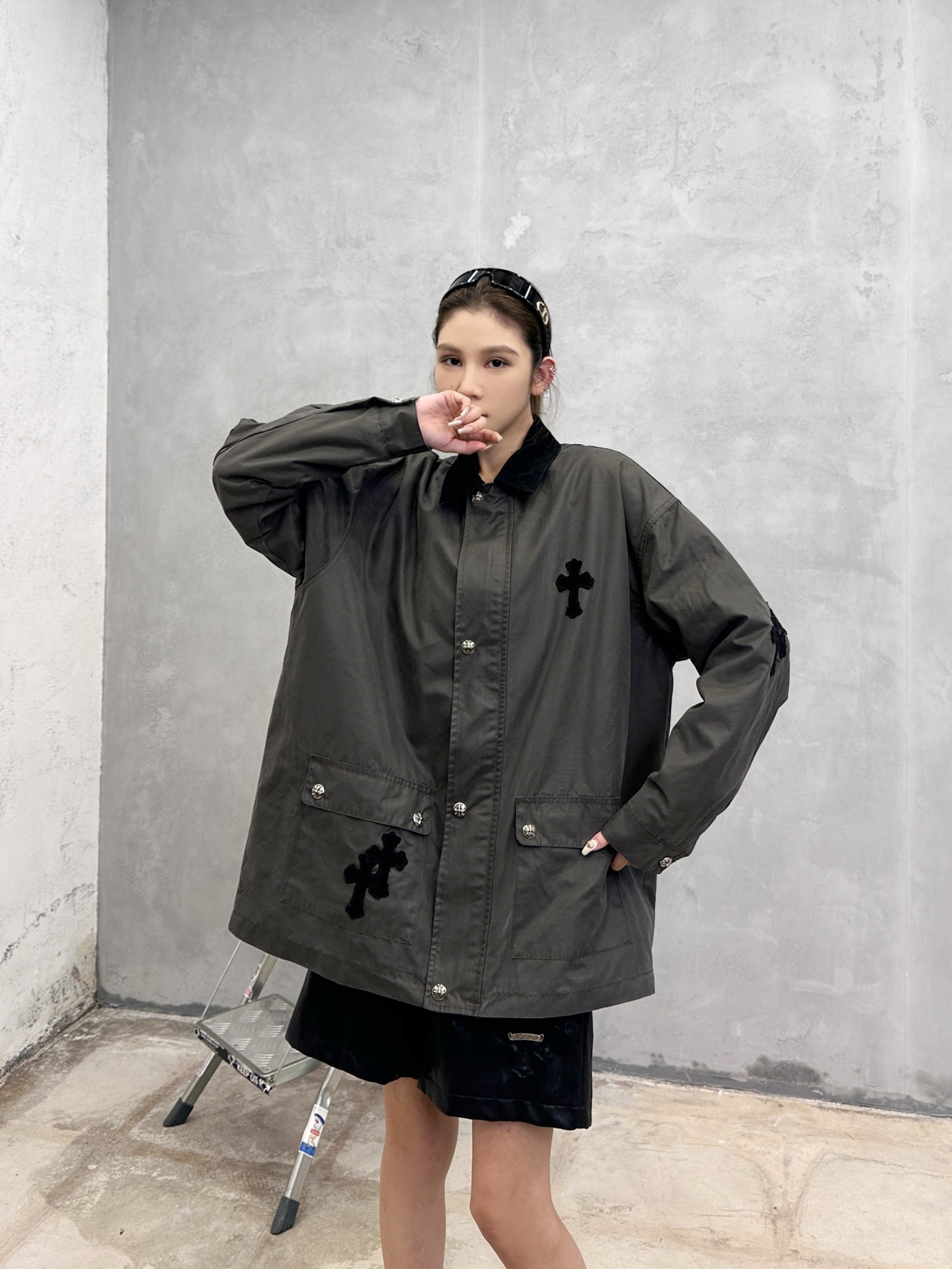 NO:563875,Chrome Hearts | New Carhartt style jacket, garment washing and softening process, hand-embroidered cross mark, high-density coated windbreaker fabric imported from Japan, same style for men and women, size sml,, chrome hearts, jackets & coats, alexander wang19860909克罗心 ｜ 新款卡哈特风格外套,成衣洗水加软工艺,手工刺绣十字标,日本进口高密涂层风衣面料,男女同款,尺码sml,,chrome hearts,jackets & coats,alexander wang,Women's clothing